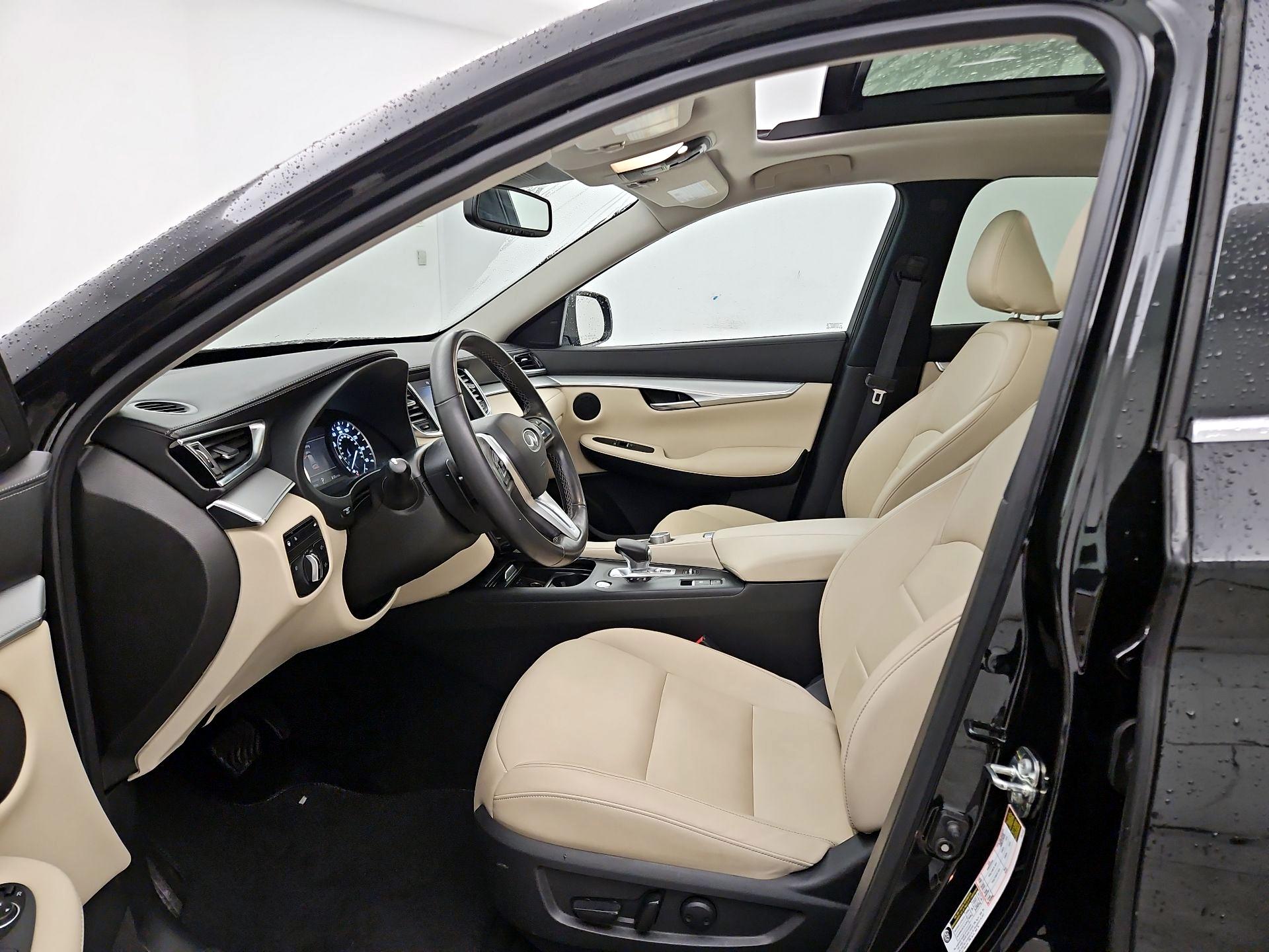 Thumbnail: 2021 INFINITI QX50 - 11