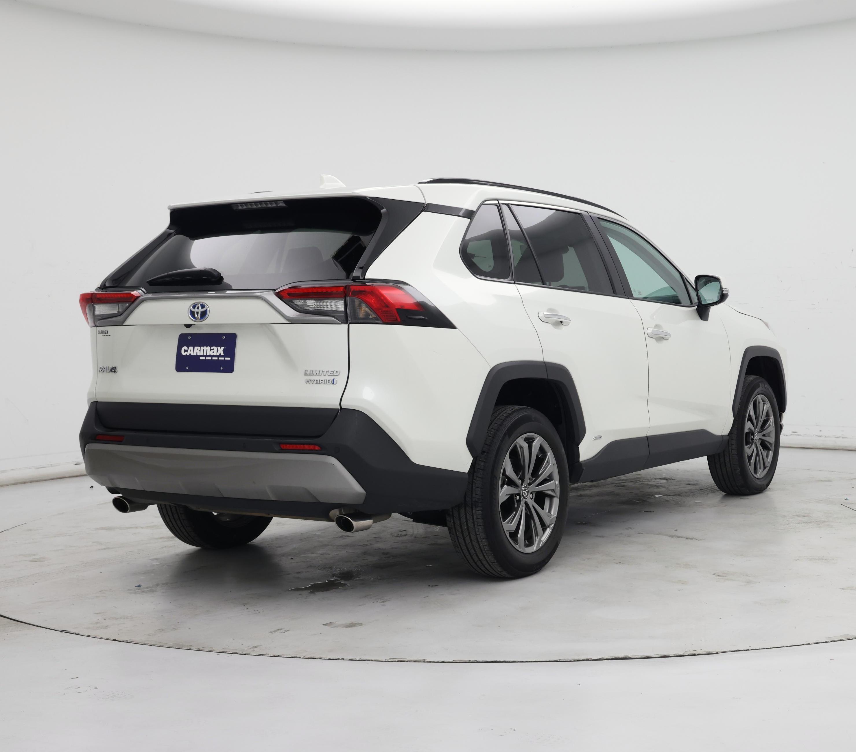 Thumbnail: 2022 Toyota RAV4 - 8