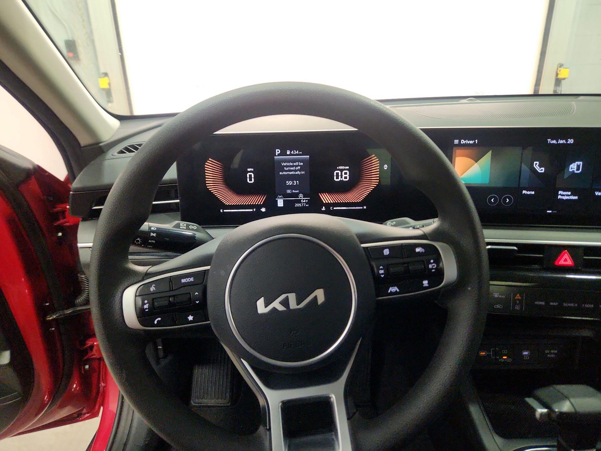 Thumbnail: 2025 Kia K5 - 10