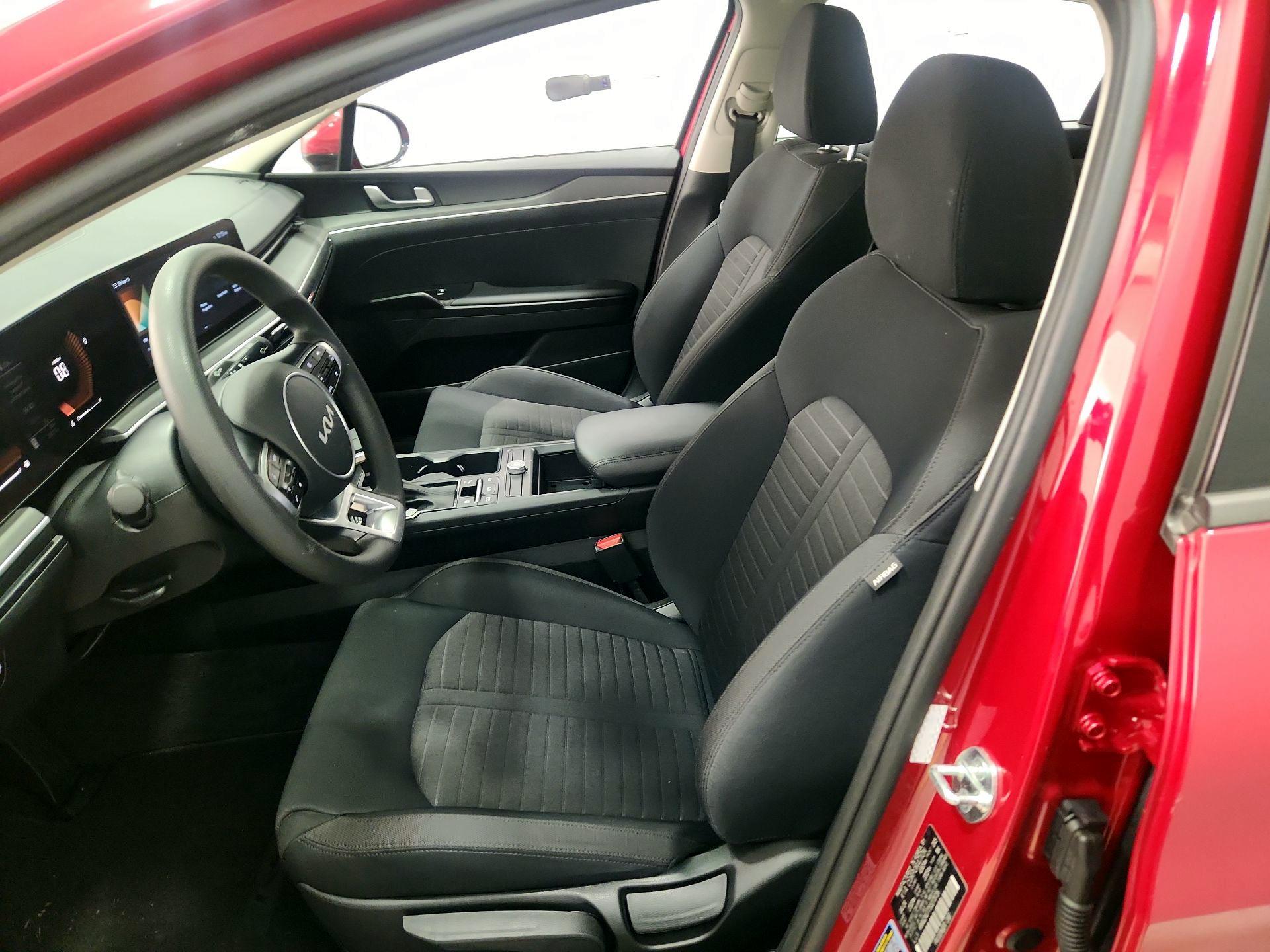 Thumbnail: 2025 Kia K5 - 11