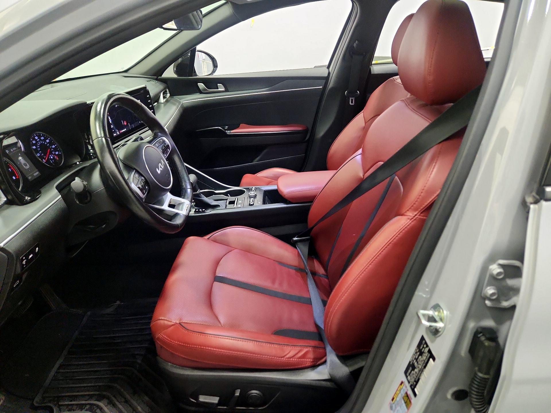 Thumbnail: 2023 Kia K5 - 11