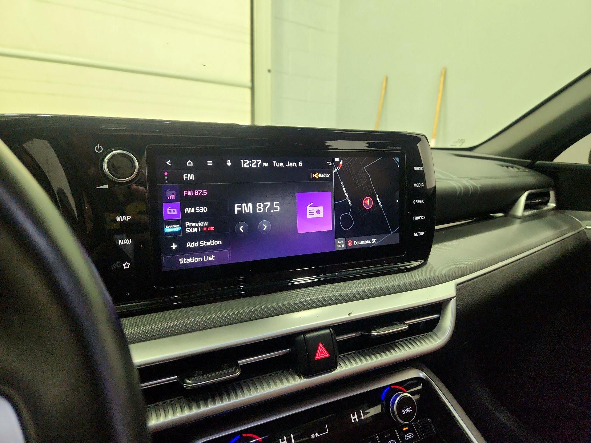 Thumbnail: 2023 Kia K5 - 16