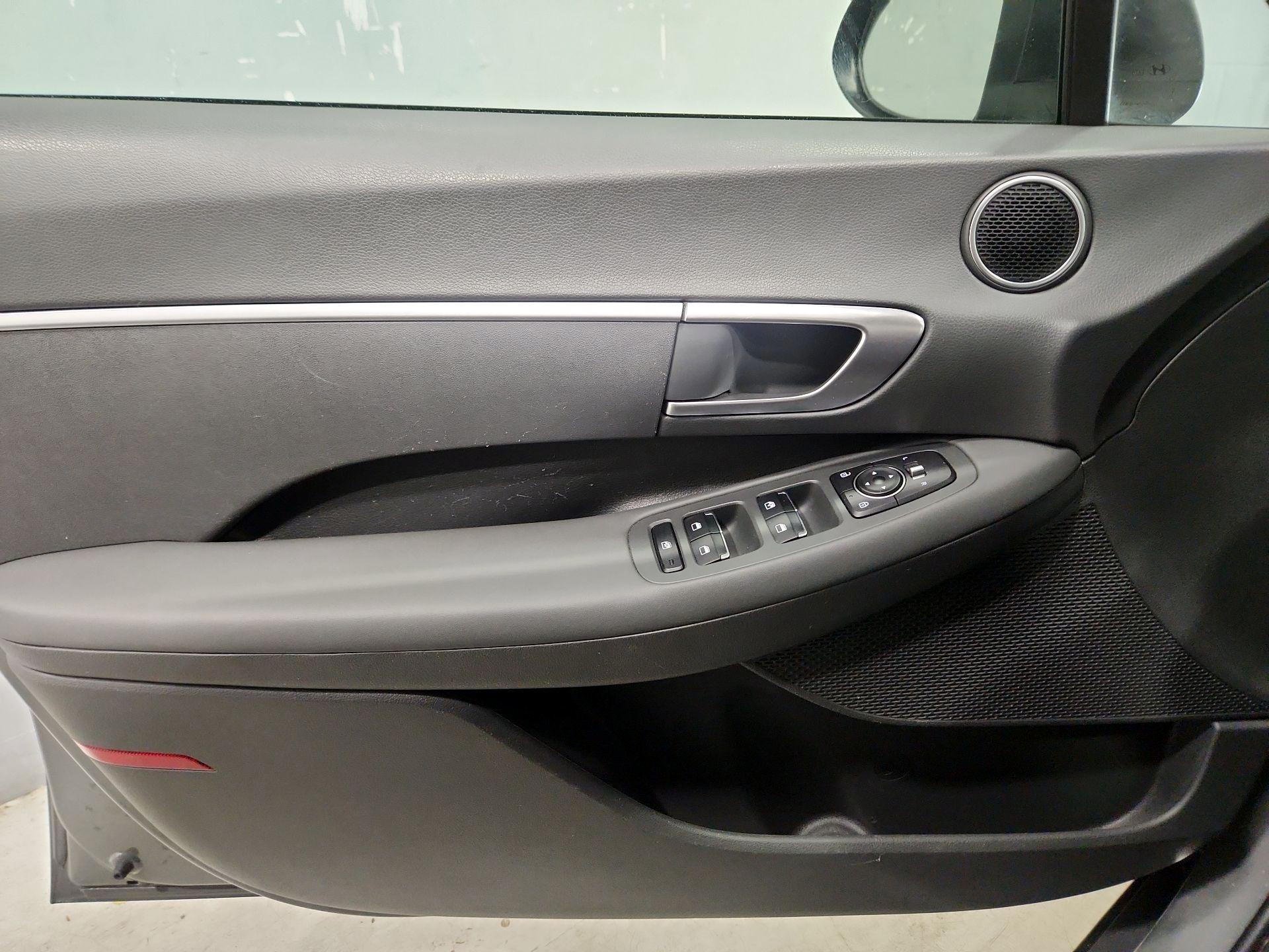 Thumbnail: 2021 Hyundai Sonata - 12