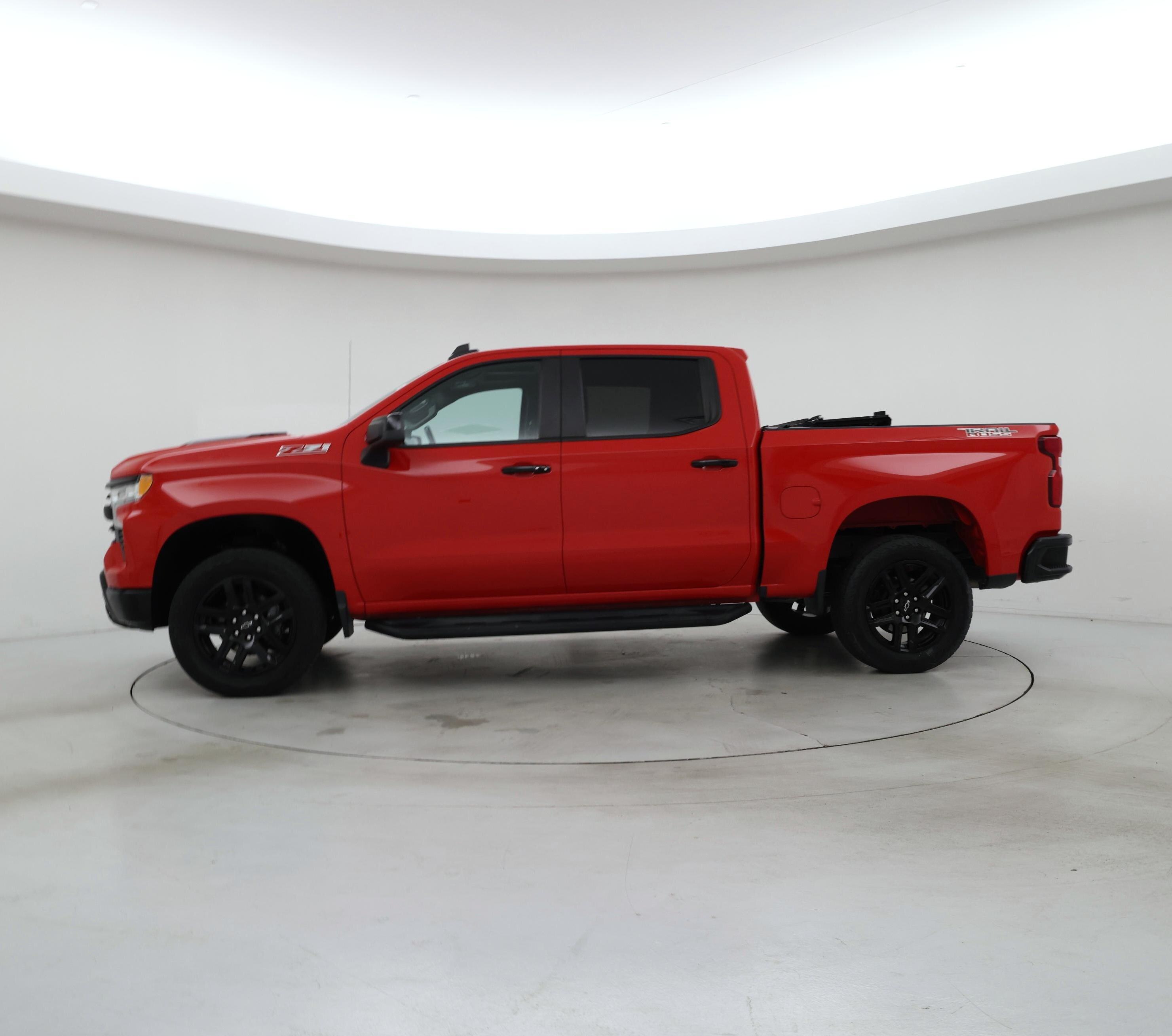 Thumbnail: 2022 Chevrolet Silverado 1500 - 3