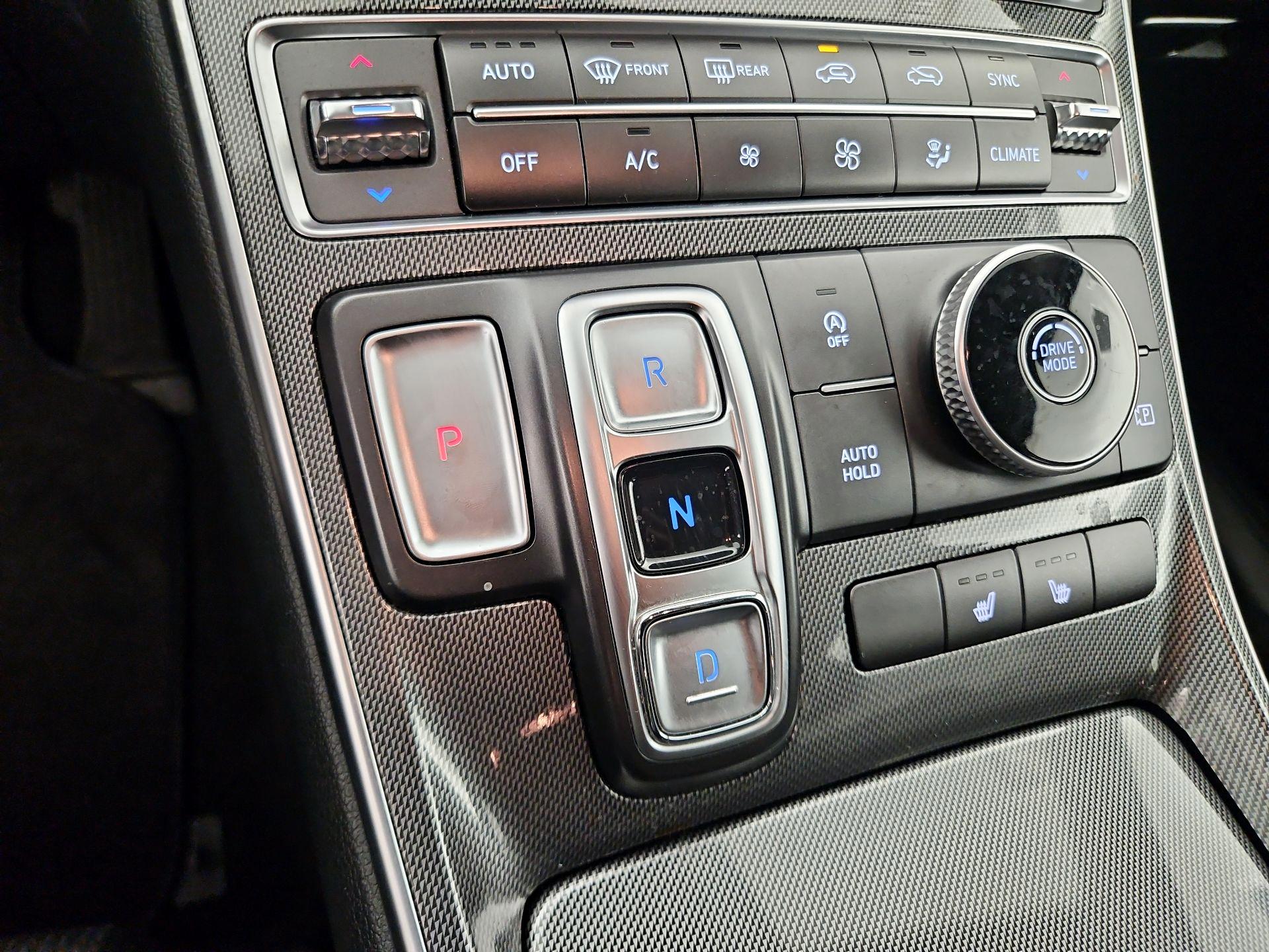 Thumbnail: 2023 Hyundai Santa Fe - 18