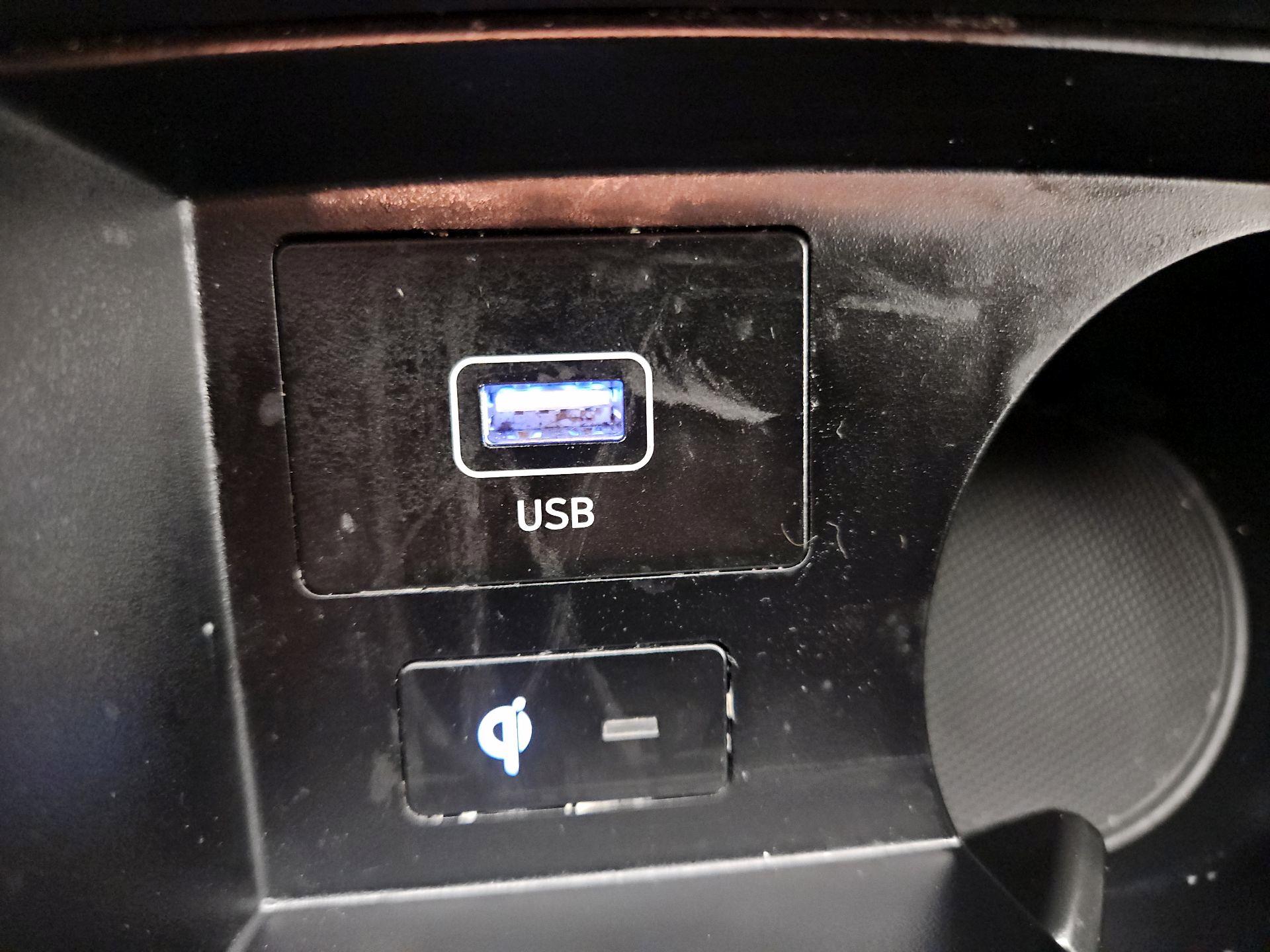 Thumbnail: 2023 Hyundai Santa Fe - 19