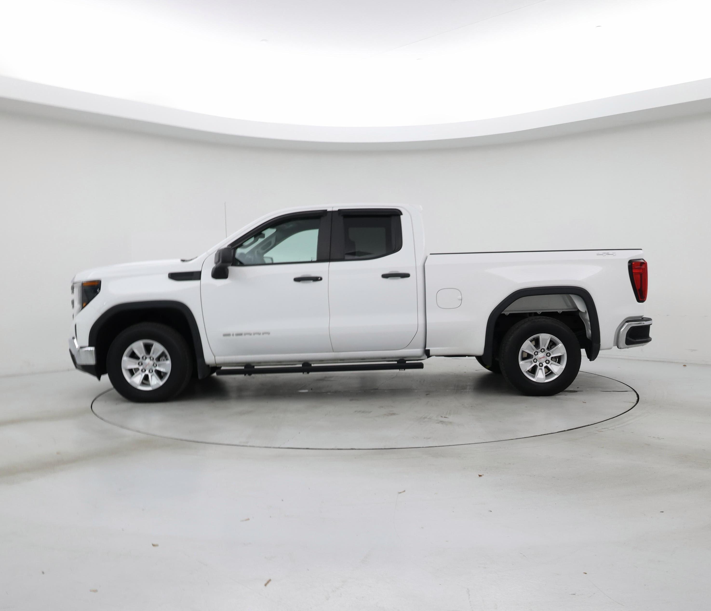 Thumbnail: 2023 GMC Sierra 1500 - 3