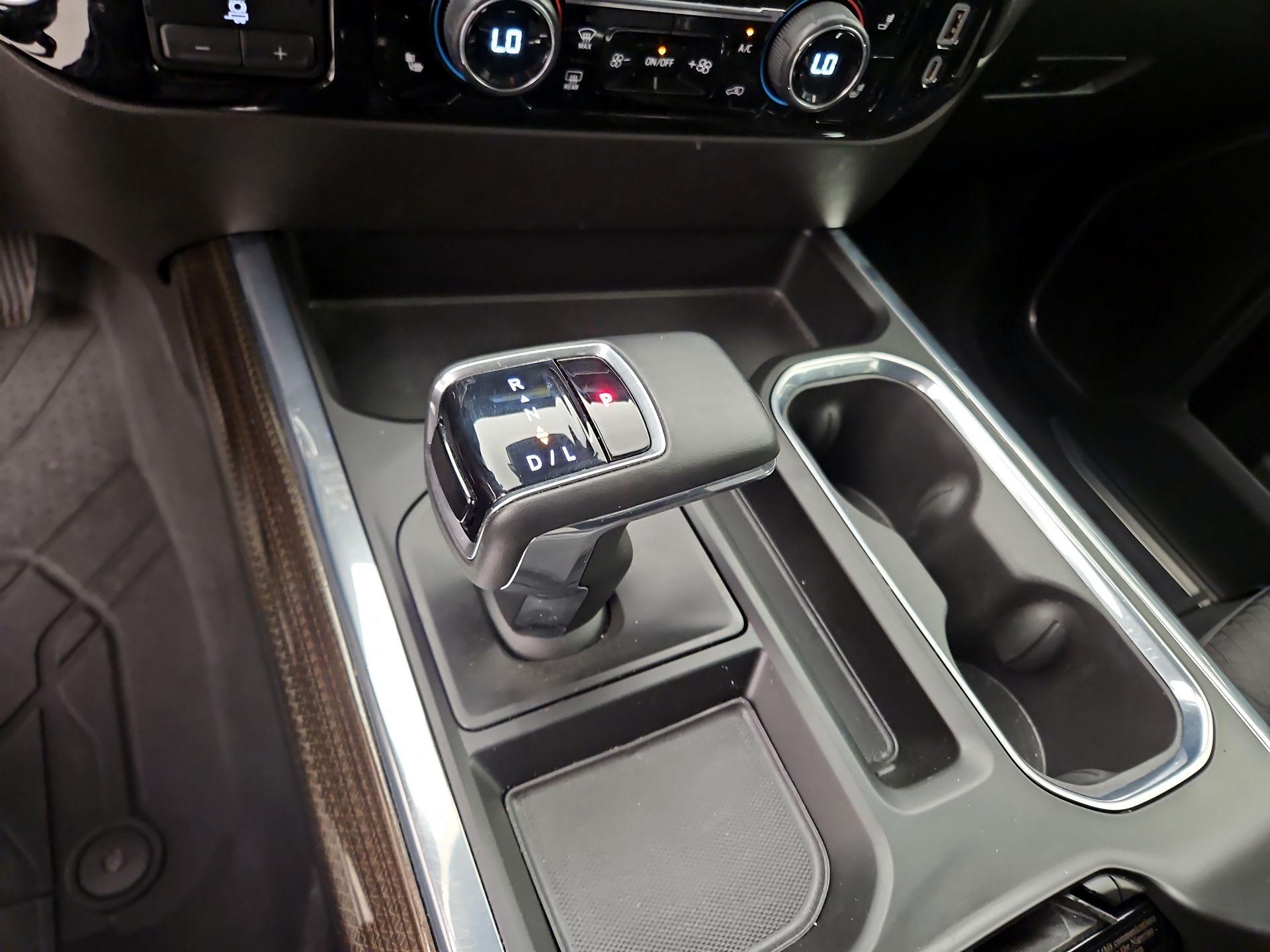 Thumbnail: 2024 Chevrolet Silverado 1500 - 17