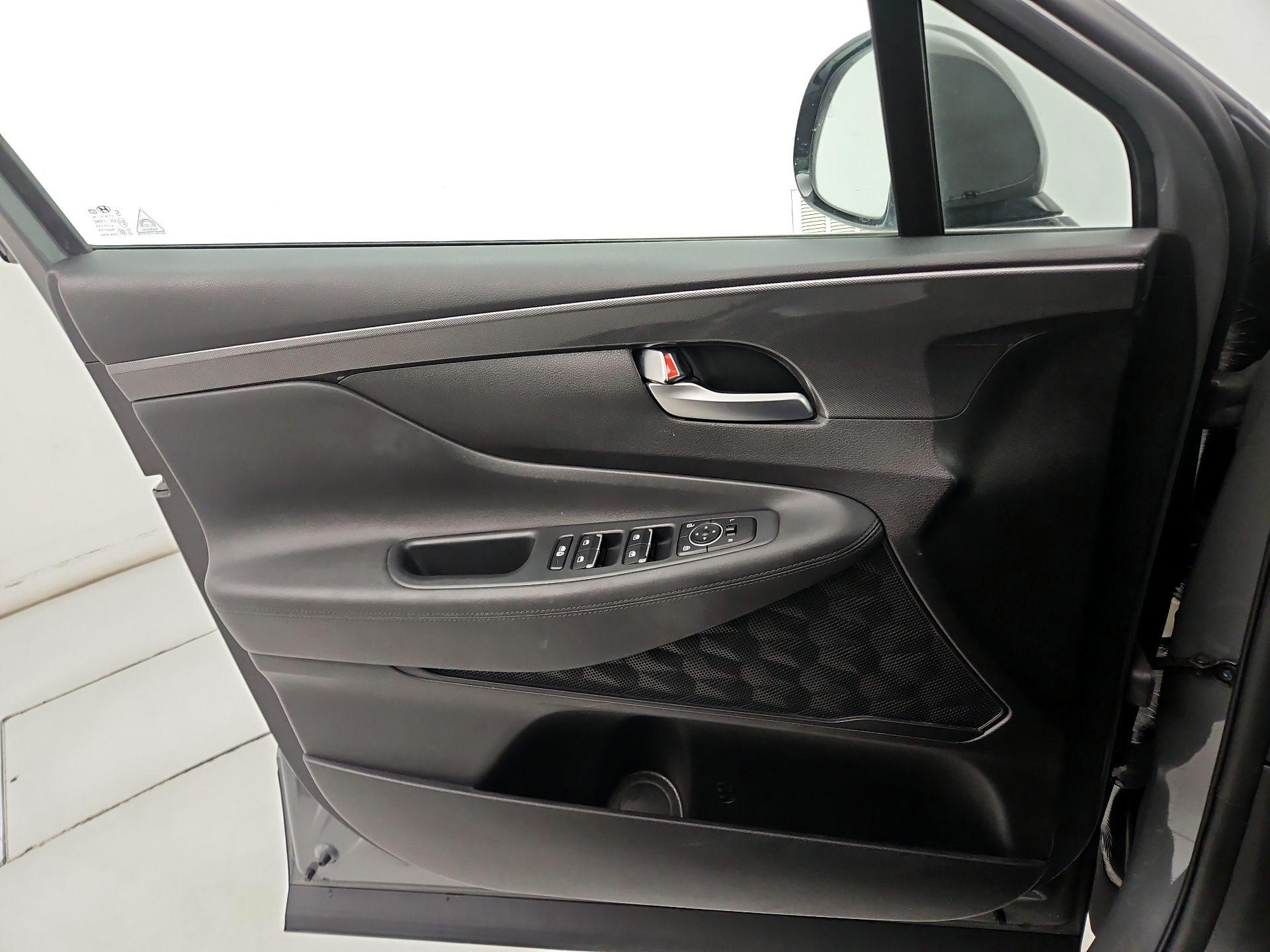 Thumbnail: 2023 Hyundai Santa Fe - 12