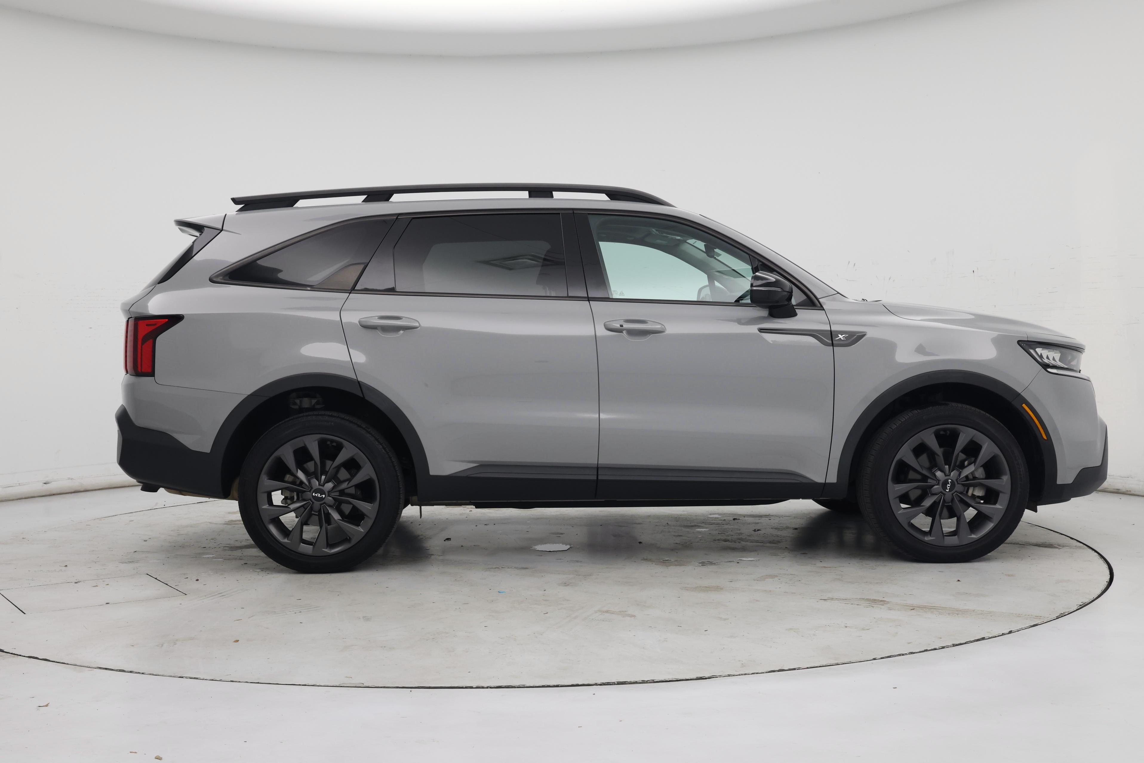 Thumbnail: 2022 Kia Sorento - 7