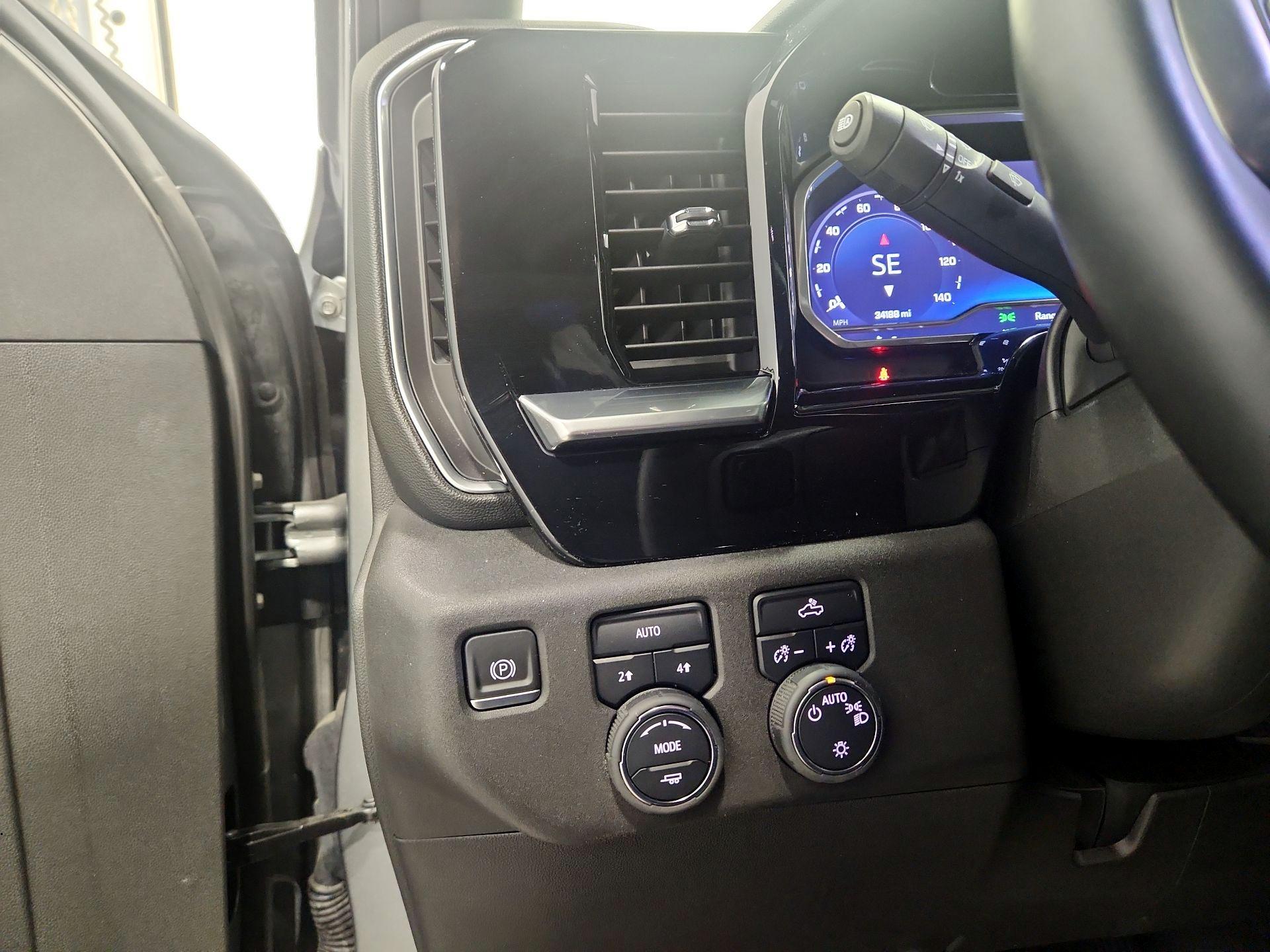 Thumbnail: 2023 Chevrolet Silverado 1500 - 13