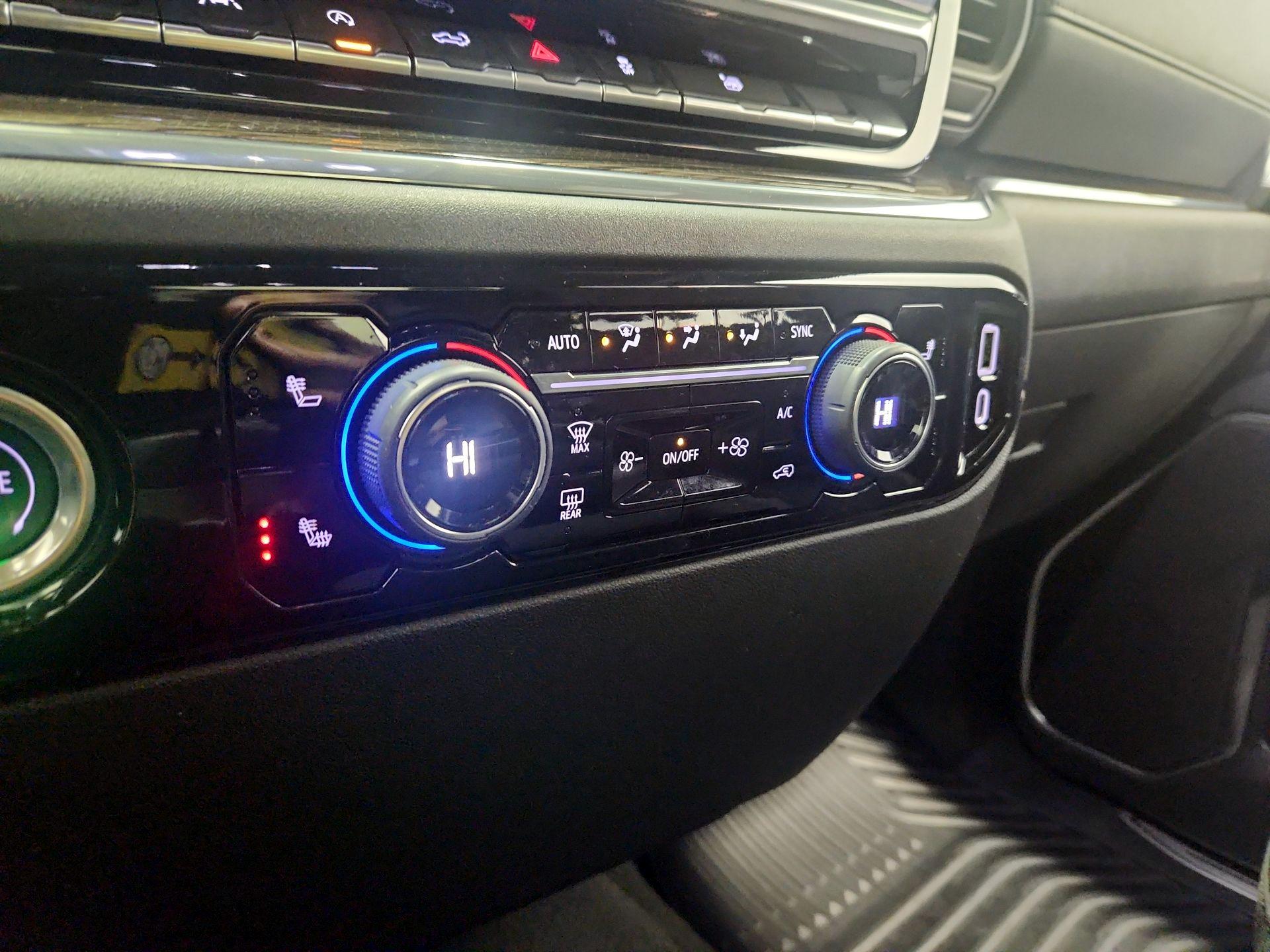 Thumbnail: 2023 Chevrolet Silverado 1500 - 16