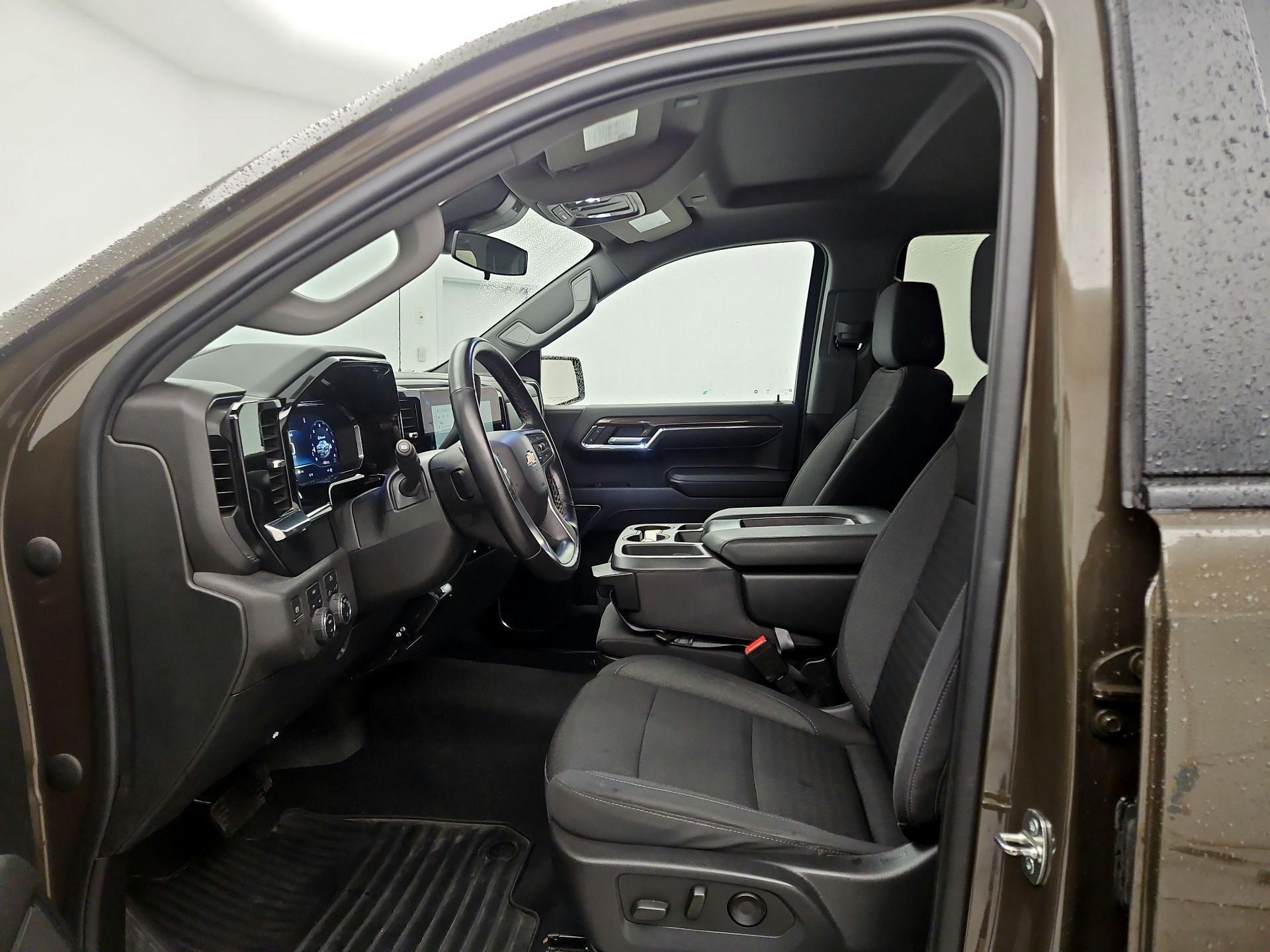 Thumbnail: 2023 Chevrolet Silverado 1500 - 11