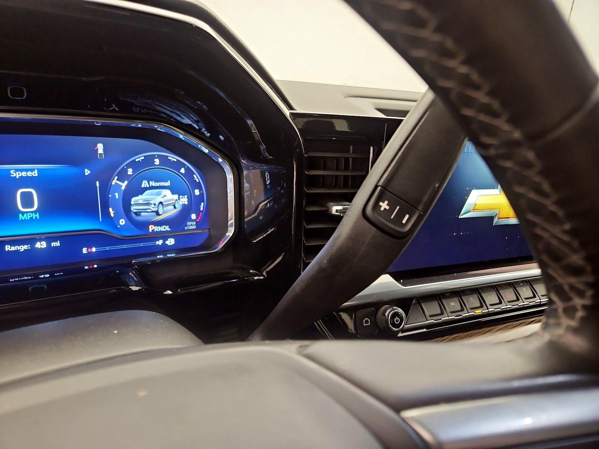 Thumbnail: 2023 Chevrolet Silverado 1500 - 17