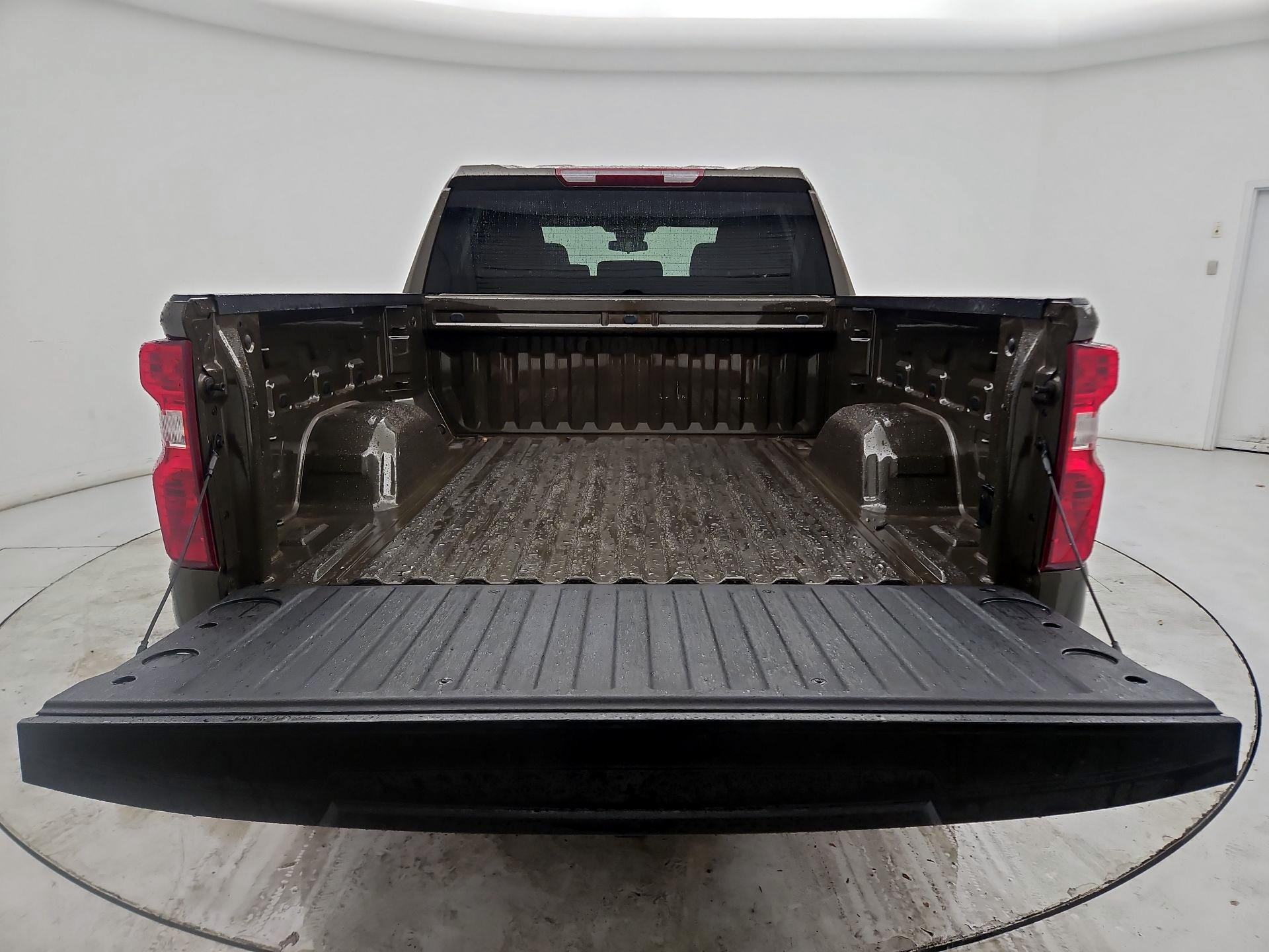 Thumbnail: 2023 Chevrolet Silverado 1500 - 20