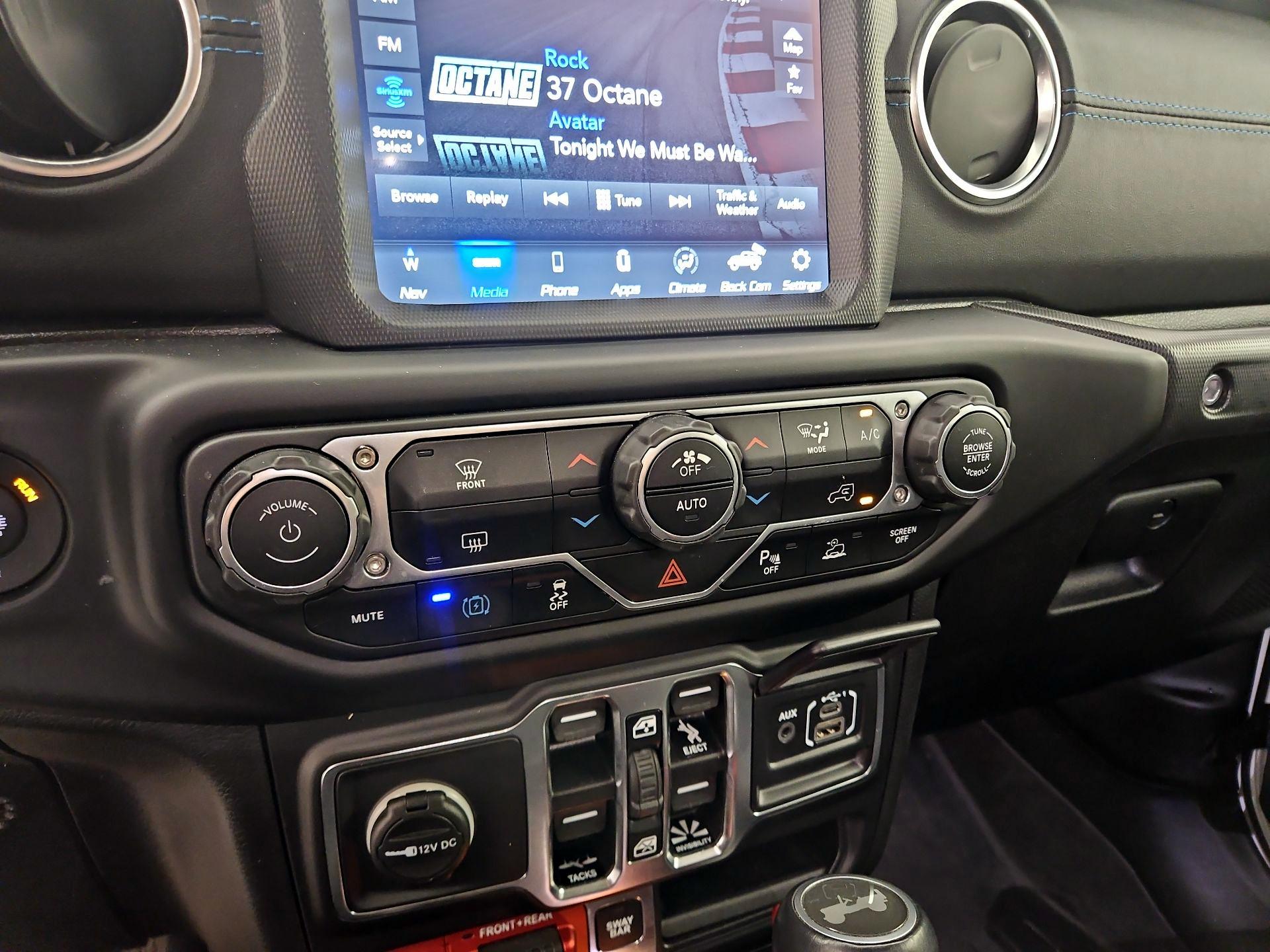 Thumbnail: 2021 Jeep Wrangler - 17