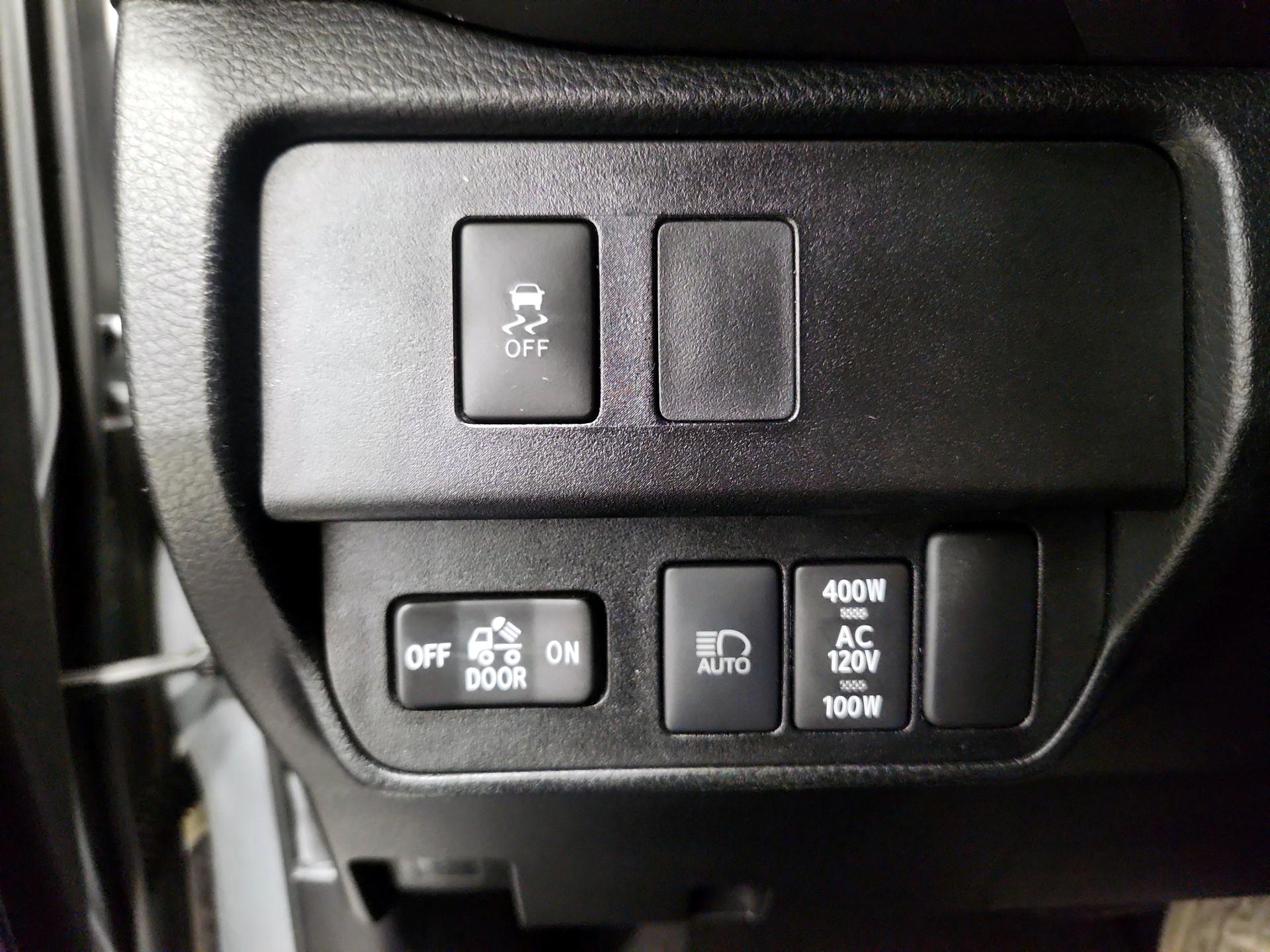 Thumbnail: 2022 Toyota Tacoma - 13