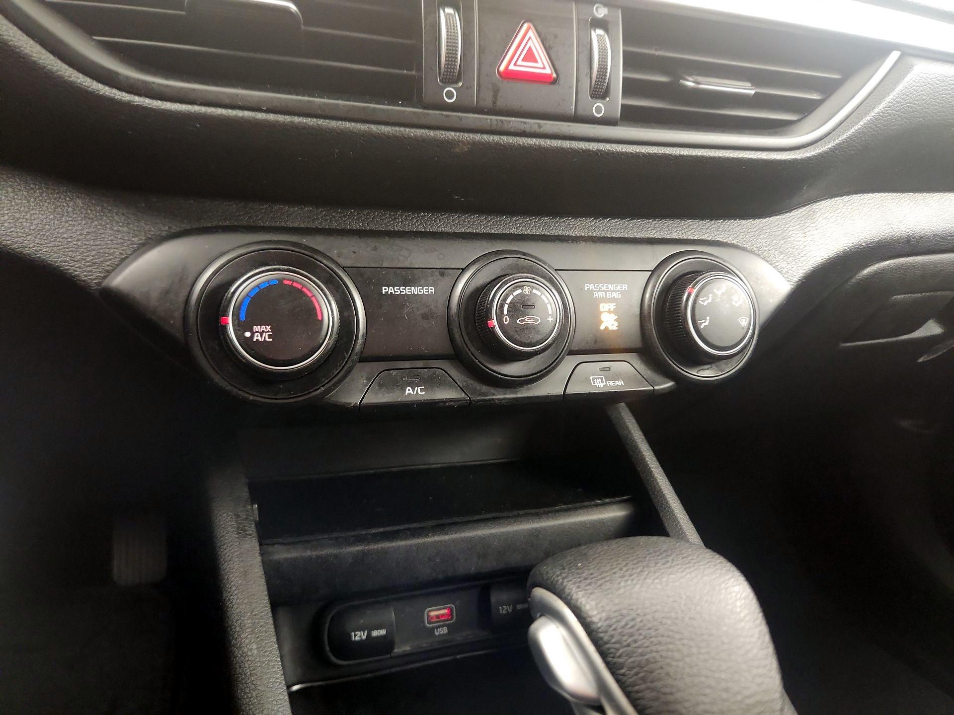 Thumbnail: 2023 Kia Forte - 14