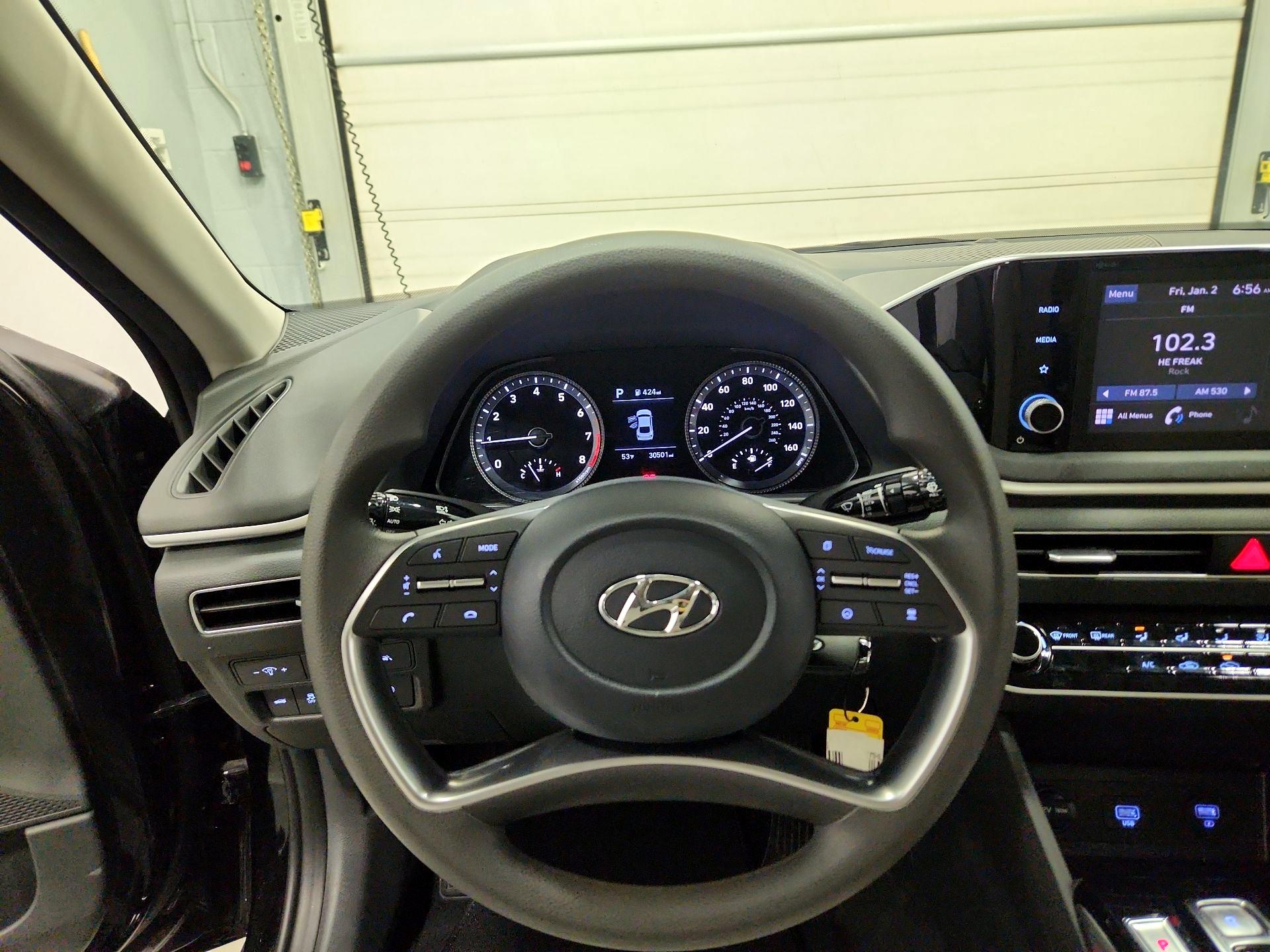 Thumbnail: 2023 Hyundai Sonata - 10