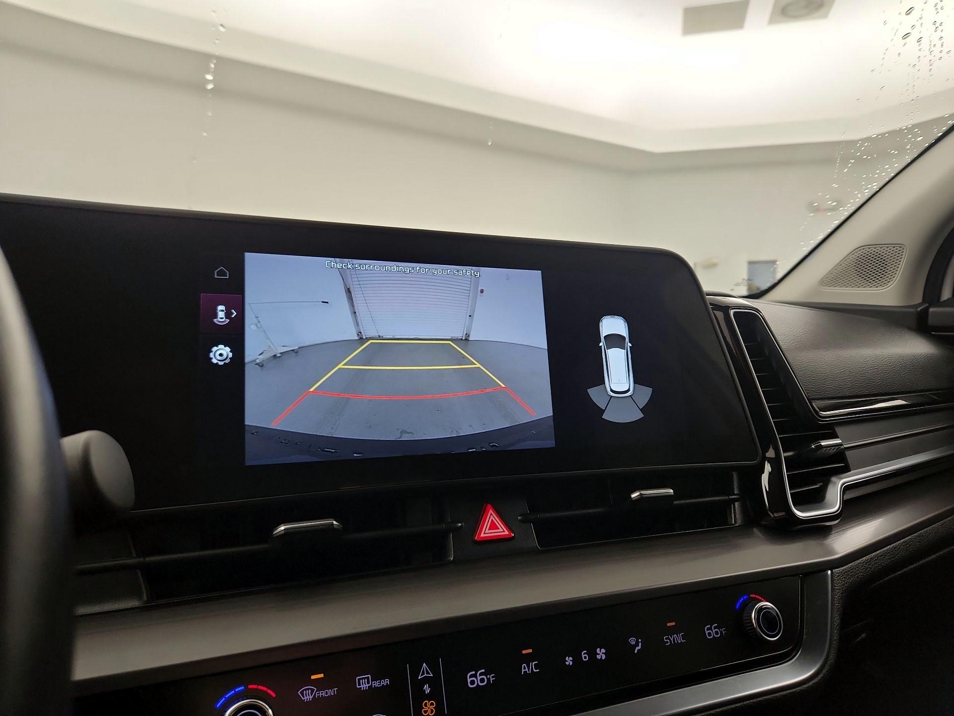 Thumbnail: 2023 Kia Sportage - 13