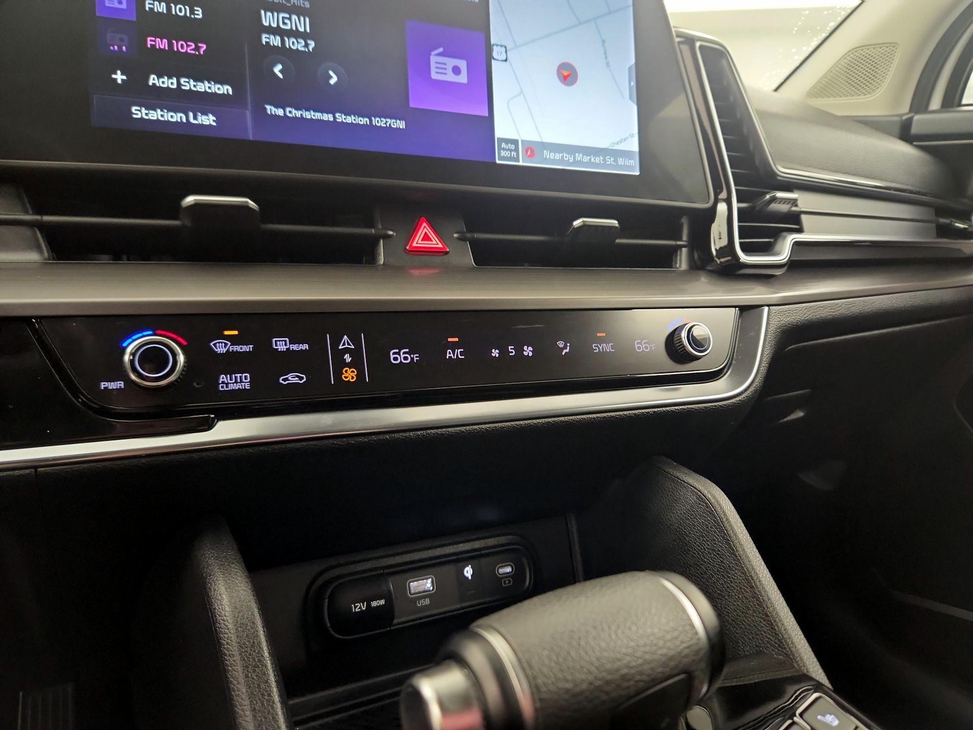 Thumbnail: 2023 Kia Sportage - 15