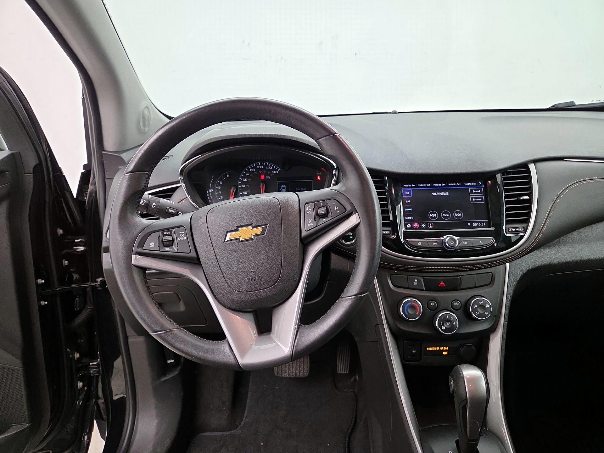 Thumbnail: 2021 Chevrolet Trax - 9