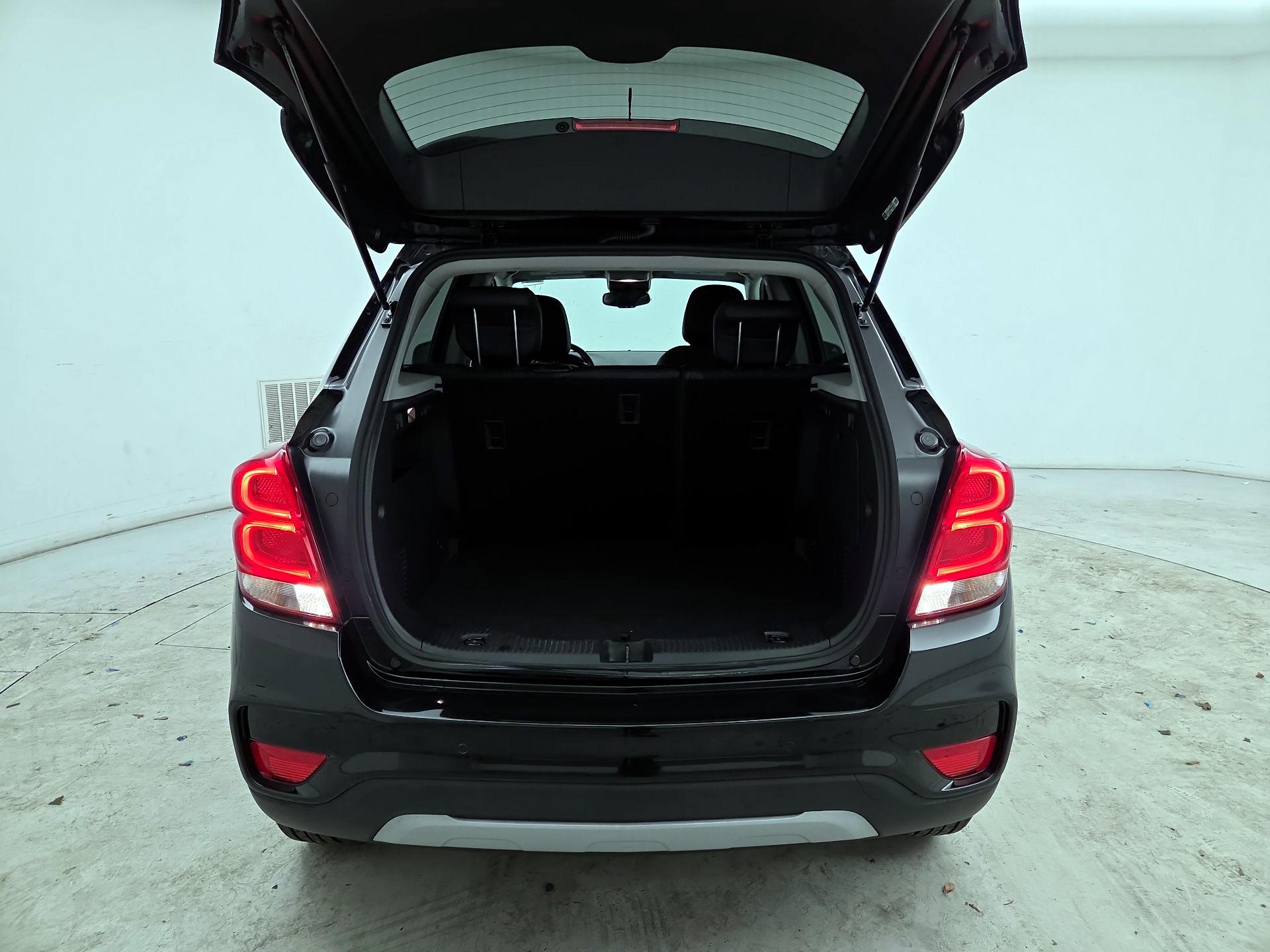 Thumbnail: 2021 Chevrolet Trax - 20