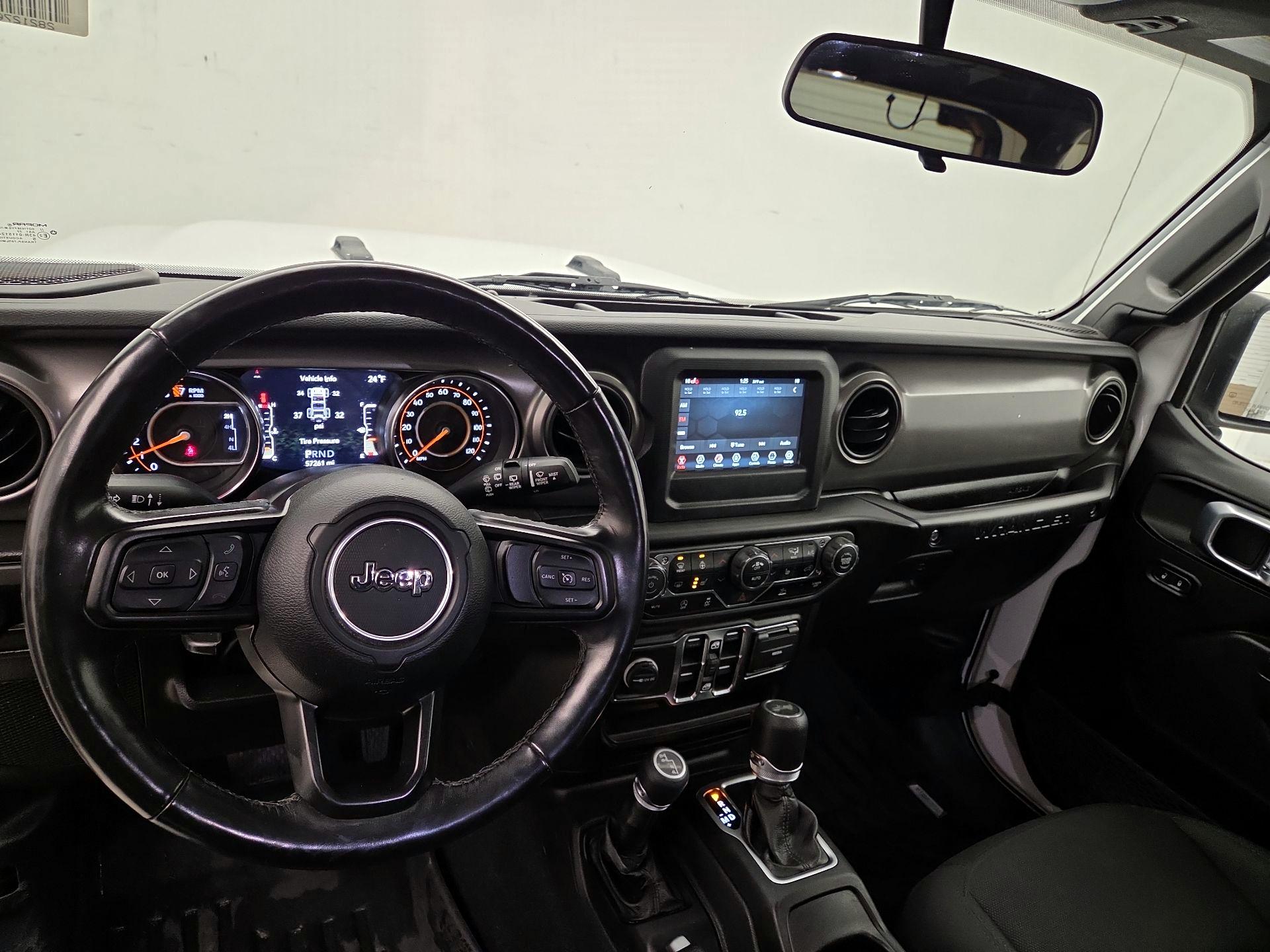 Thumbnail: 2022 Jeep Wrangler - 9