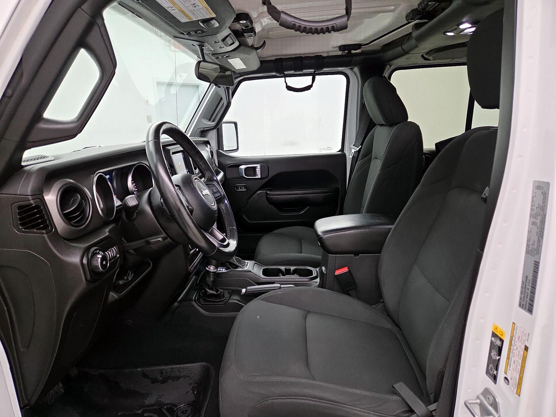 Thumbnail: 2022 Jeep Wrangler - 11