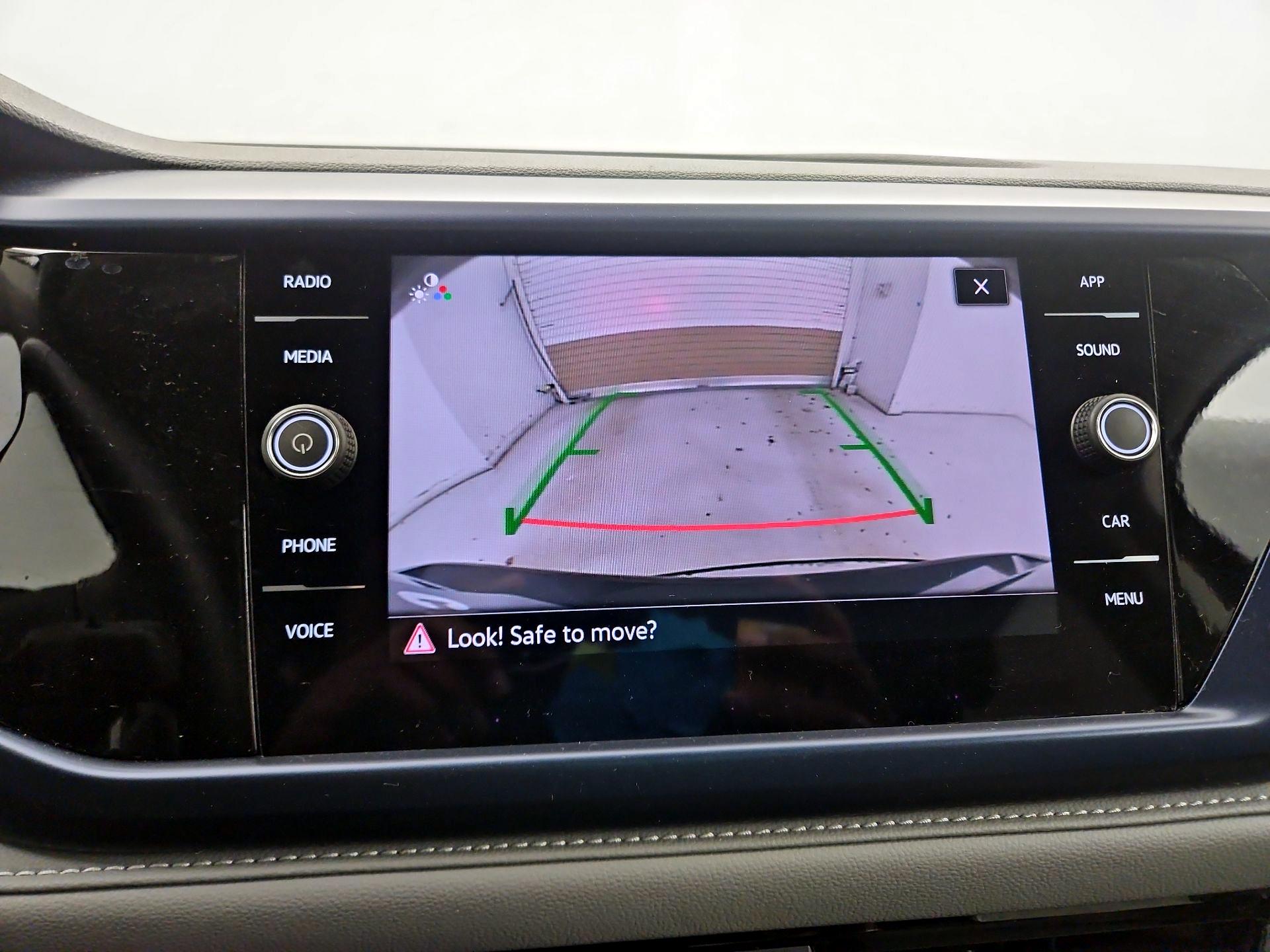 Thumbnail: 2024 Volkswagen Taos - 14