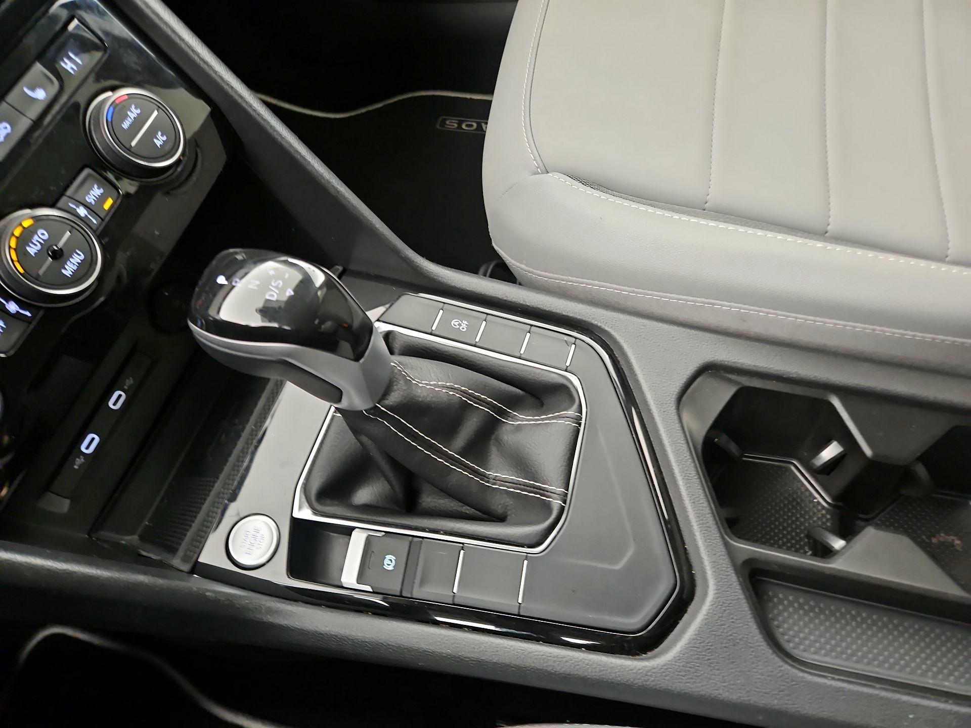 Thumbnail: 2024 Volkswagen Taos - 17