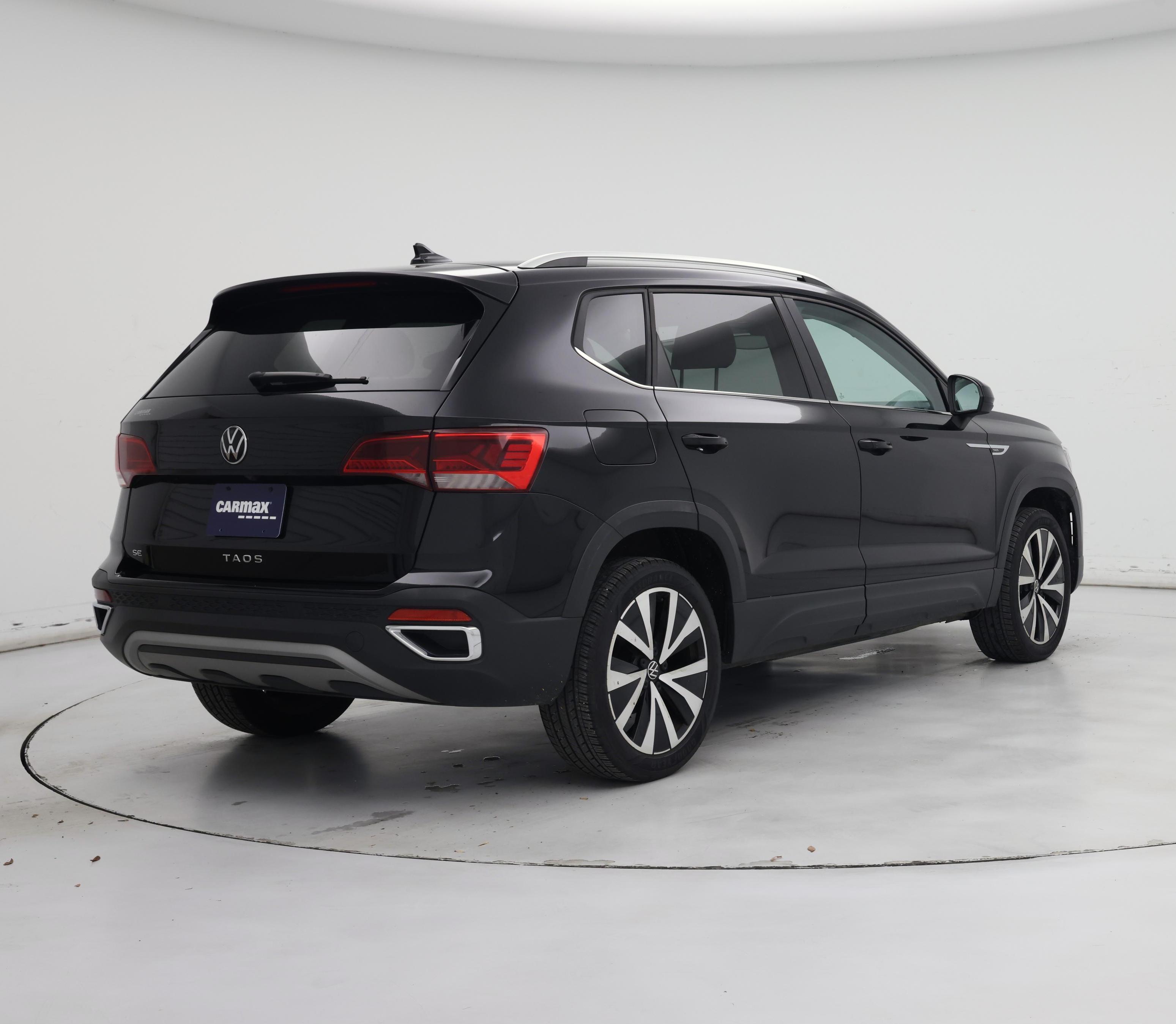 Thumbnail: 2024 Volkswagen Taos - 8