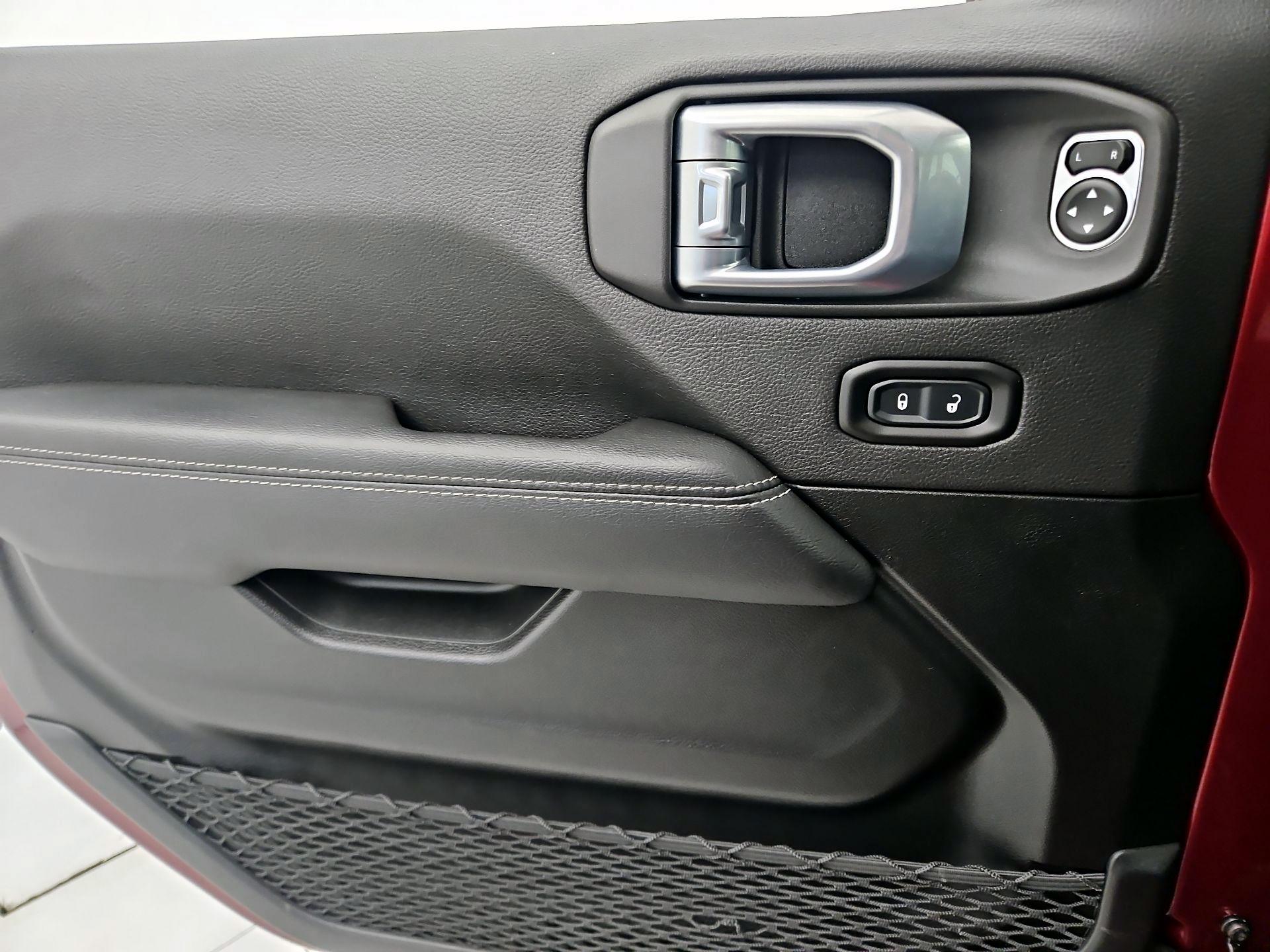 Thumbnail: 2021 Jeep Wrangler - 12