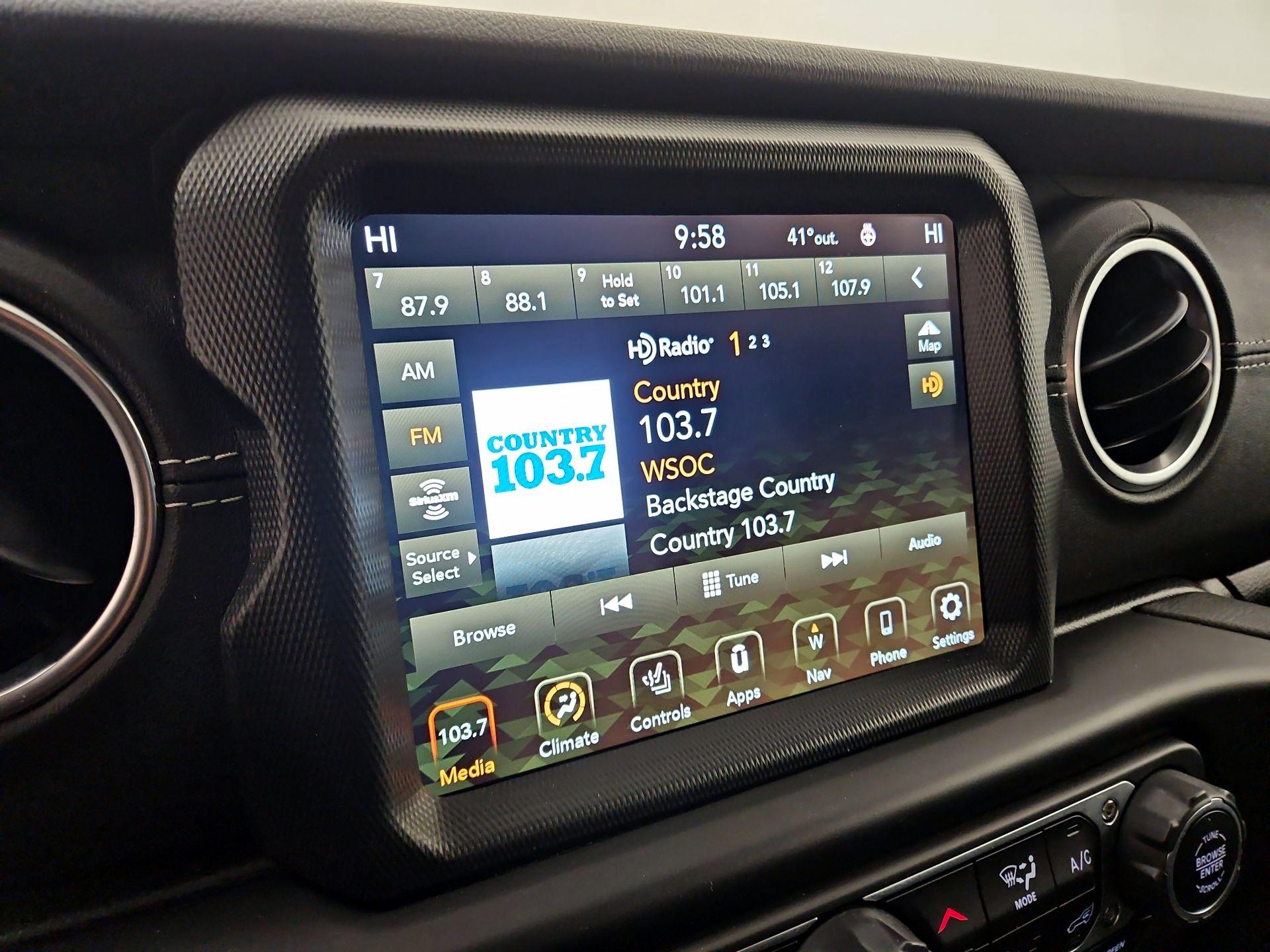 Thumbnail: 2021 Jeep Wrangler - 16