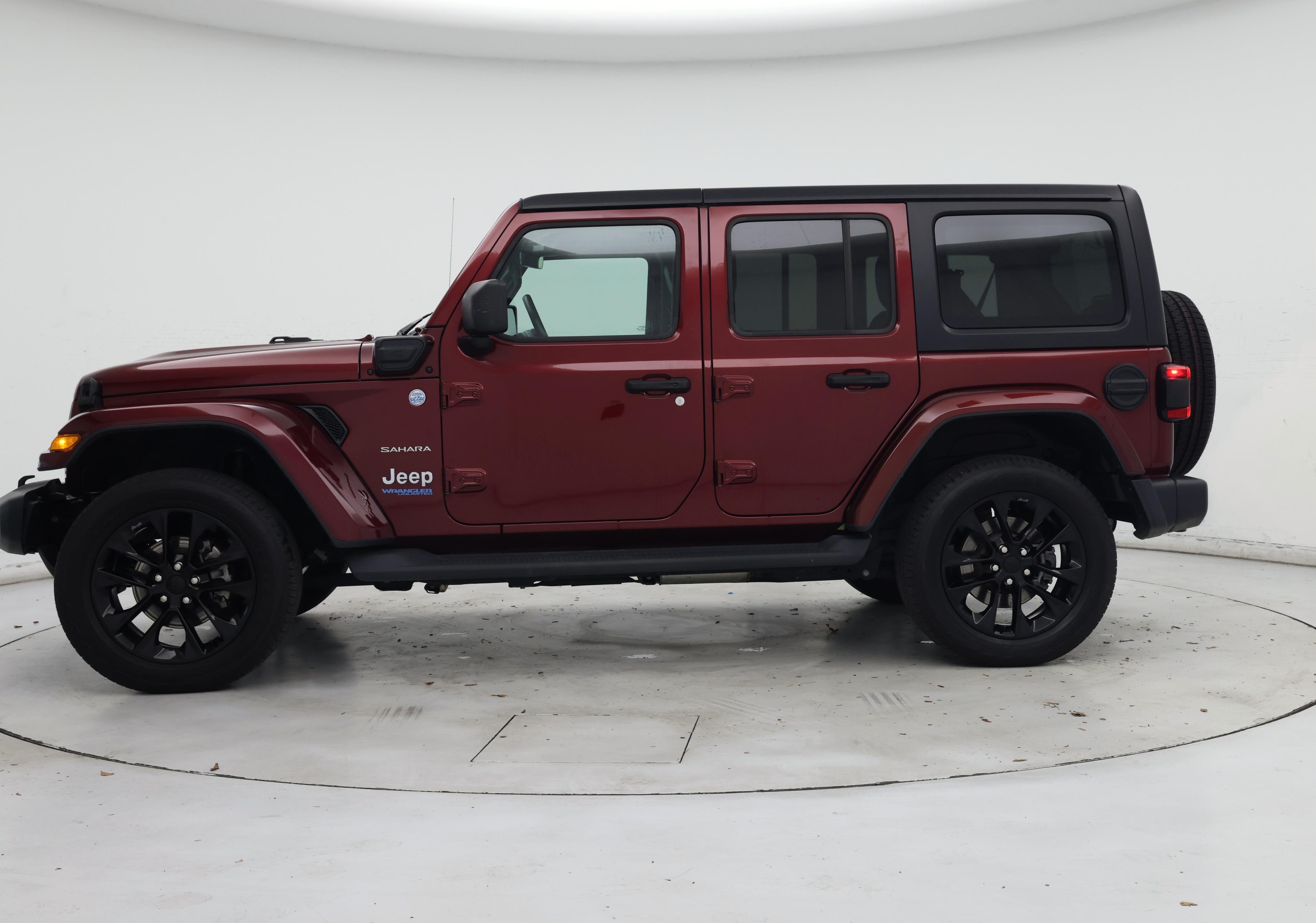 Thumbnail: 2021 Jeep Wrangler - 3