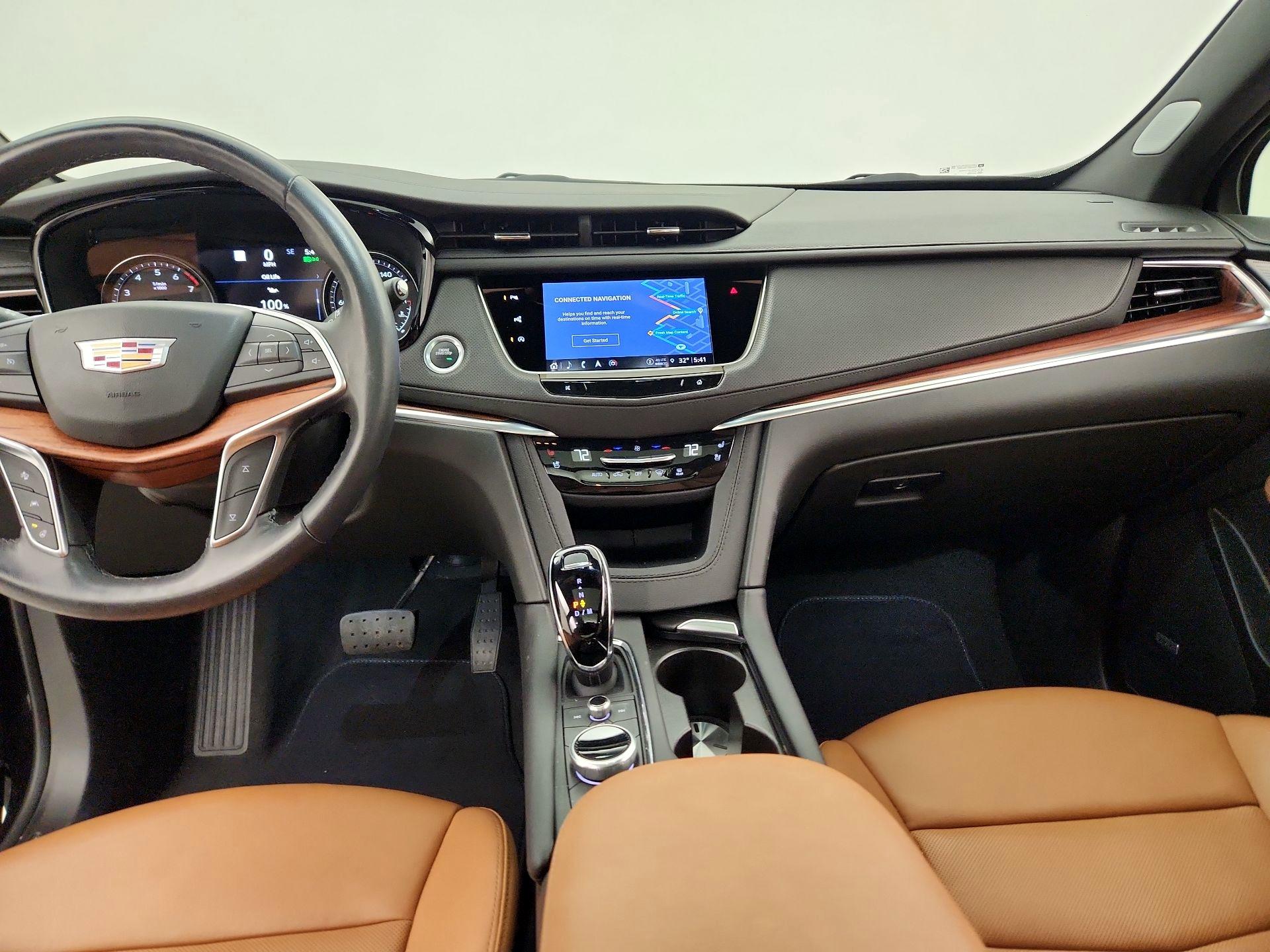 Thumbnail: 2024 Cadillac XT5 - 9