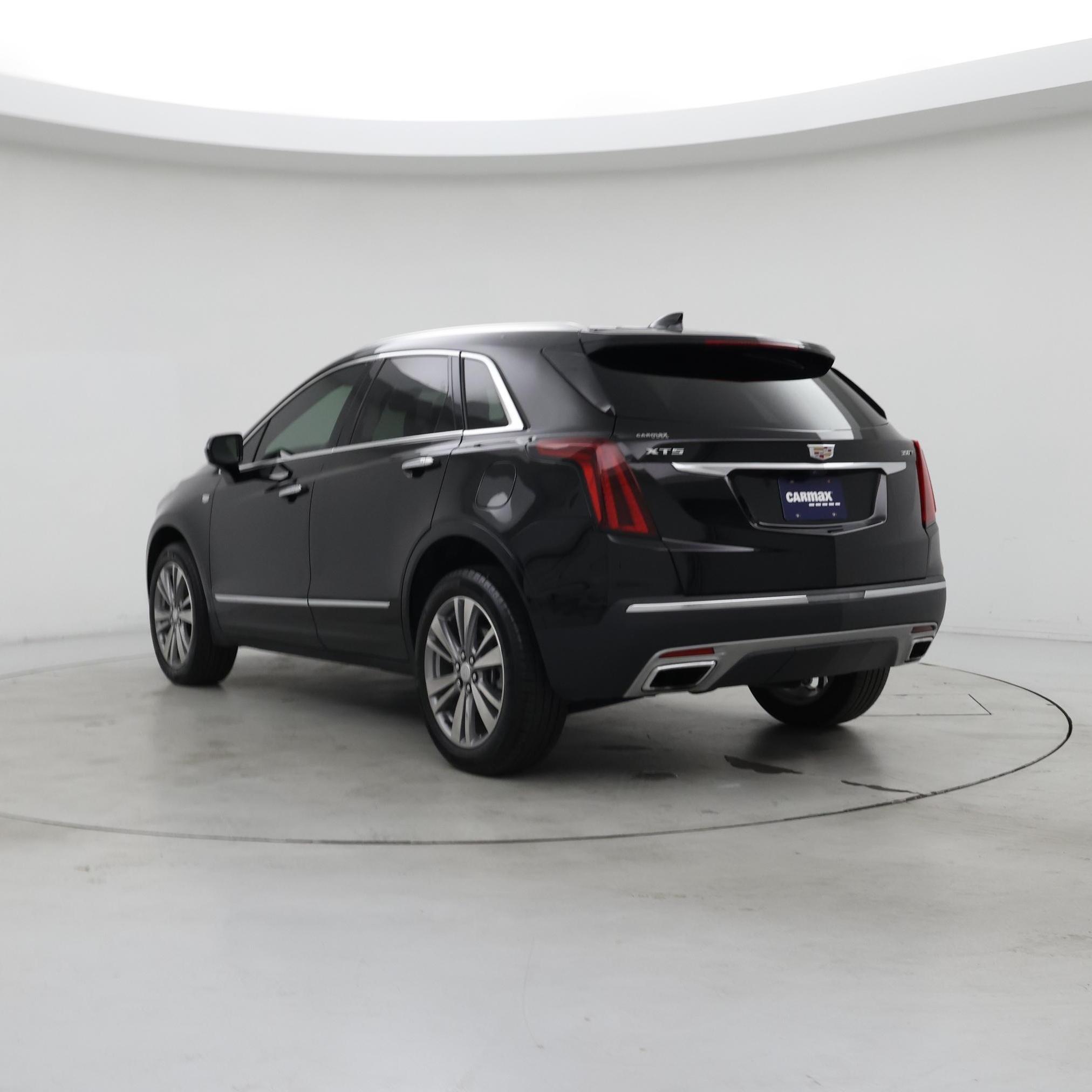 Thumbnail: 2024 Cadillac XT5 - 2