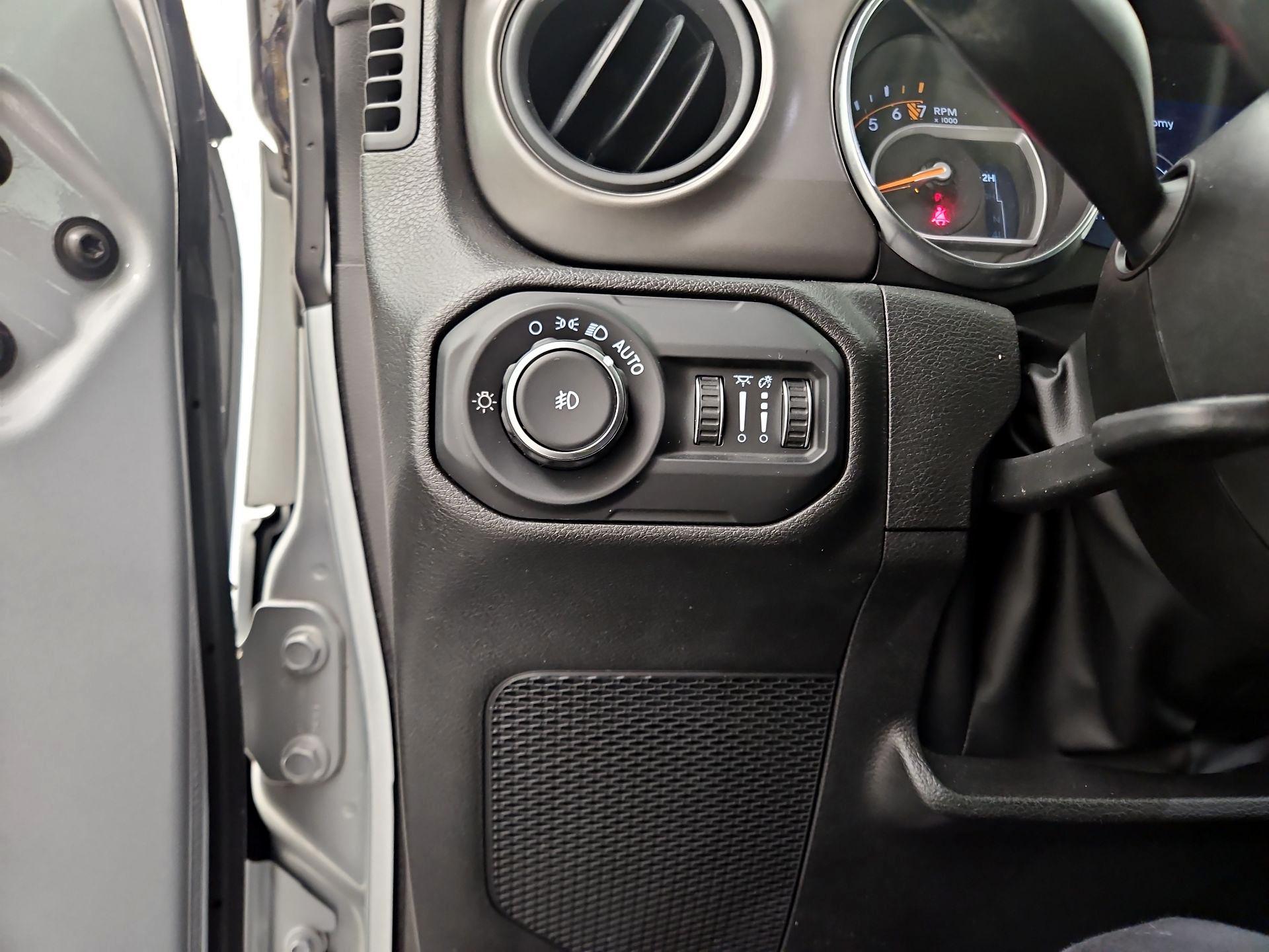 Thumbnail: 2022 Jeep Wrangler - 13