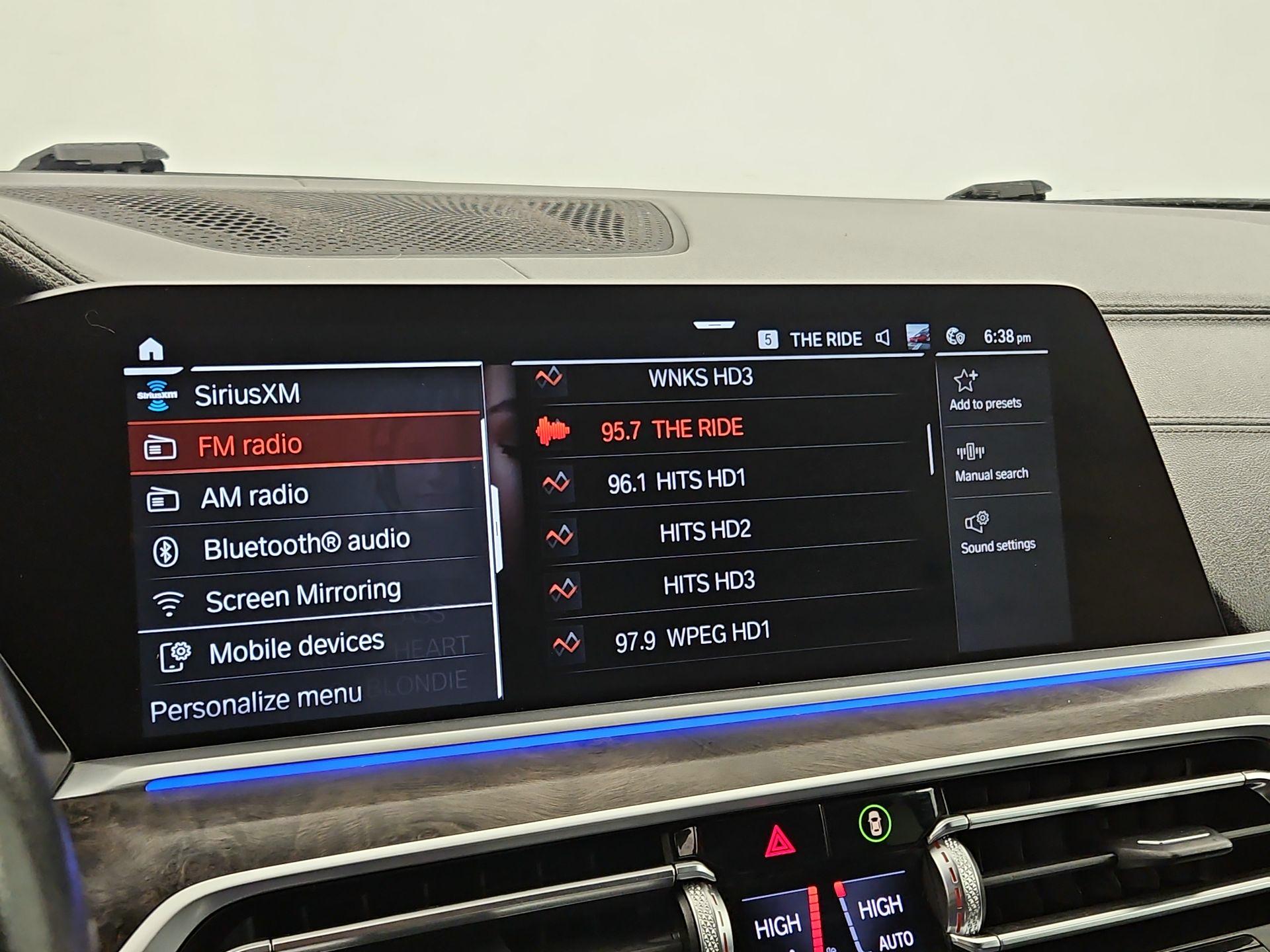 Thumbnail: 2022 BMW X5 - 16