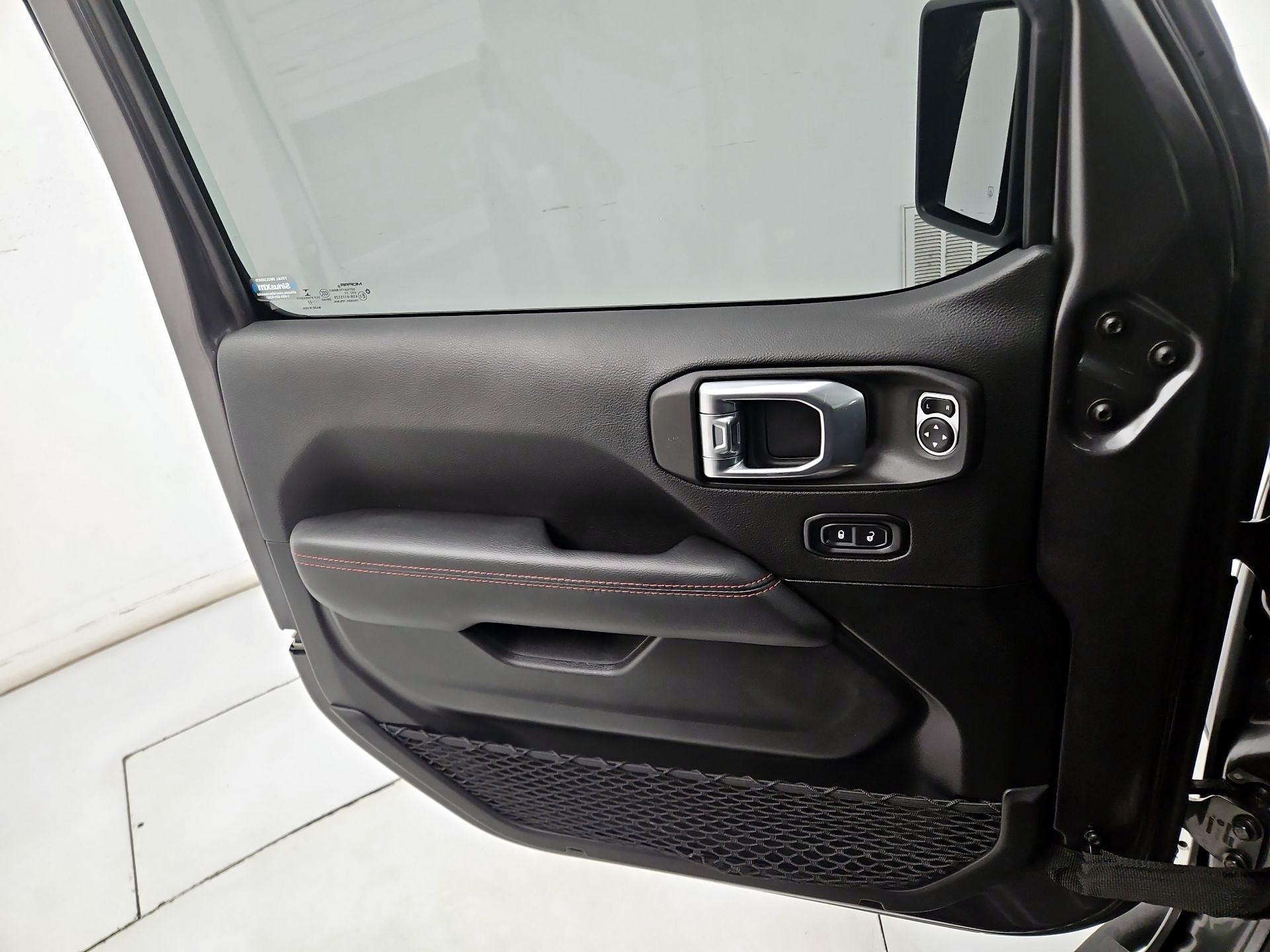 Thumbnail: 2022 Jeep Wrangler - 12