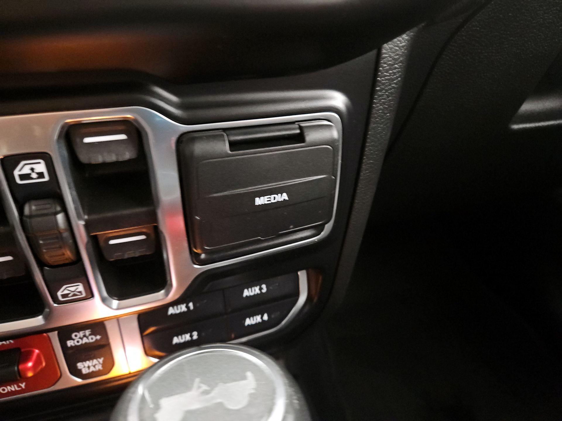 Thumbnail: 2022 Jeep Wrangler - 19