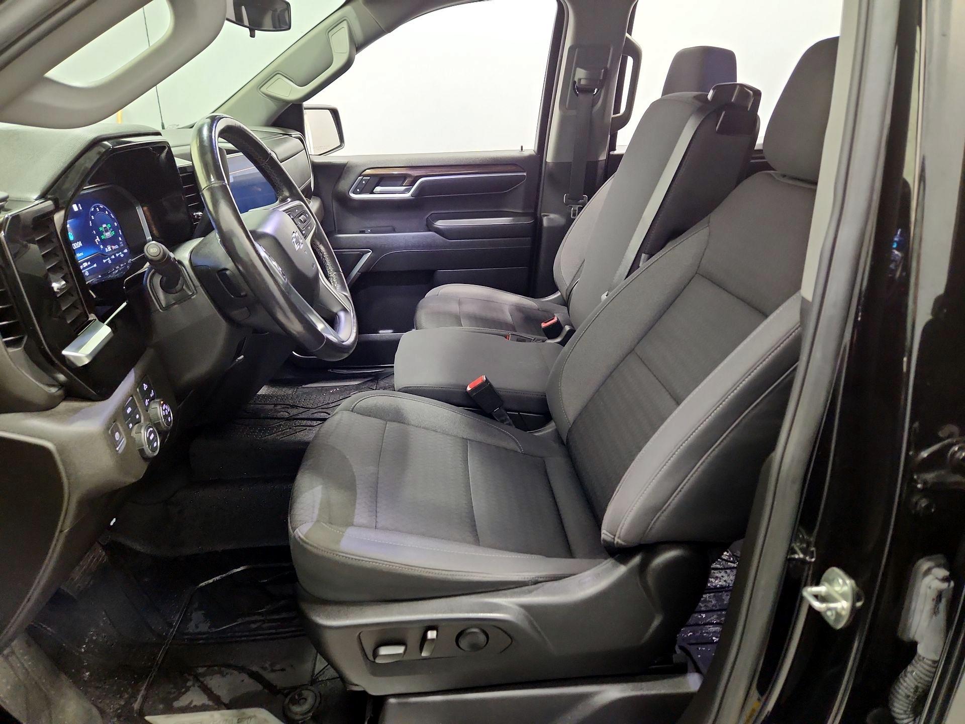 Thumbnail: 2022 Chevrolet Silverado 1500 - 11