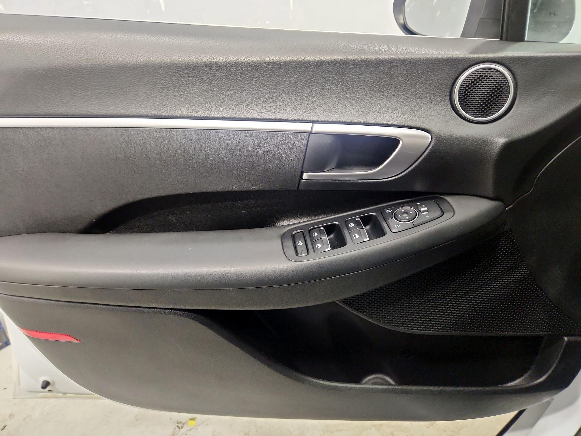 Thumbnail: 2021 Hyundai Sonata - 12