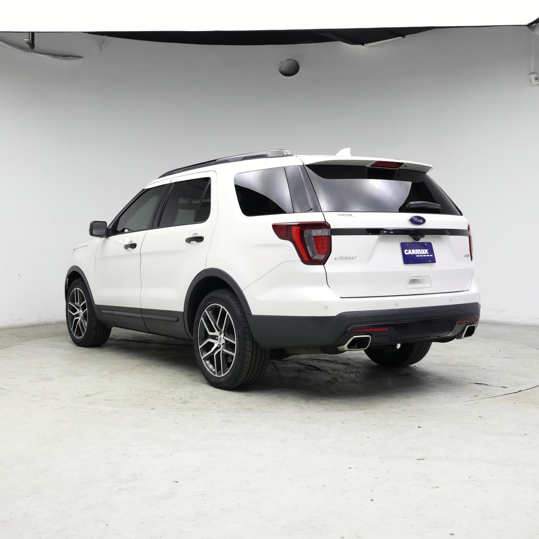 Thumbnail: 2017 Ford Explorer - 2