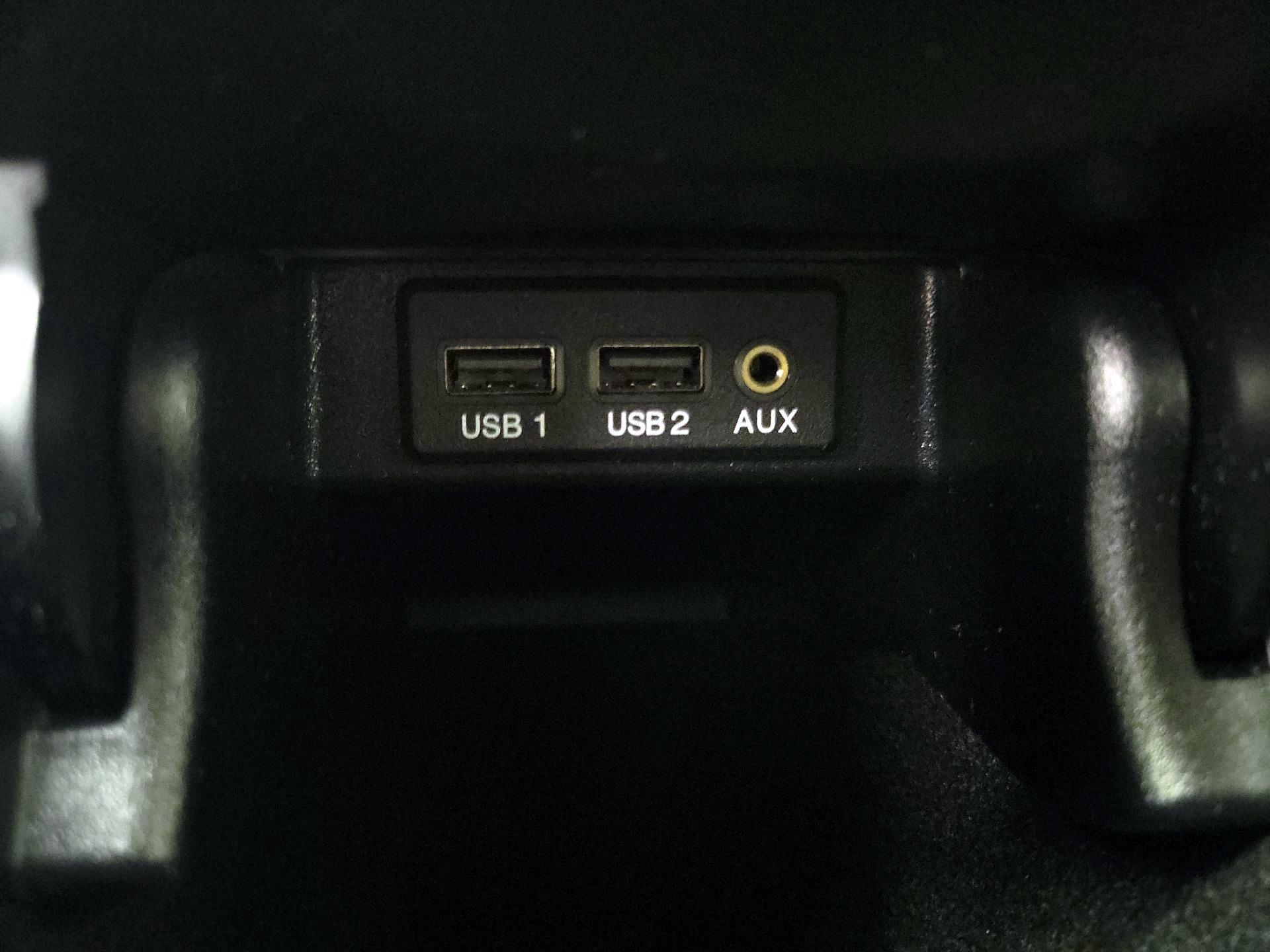 Thumbnail: 2017 Nissan Maxima - 19