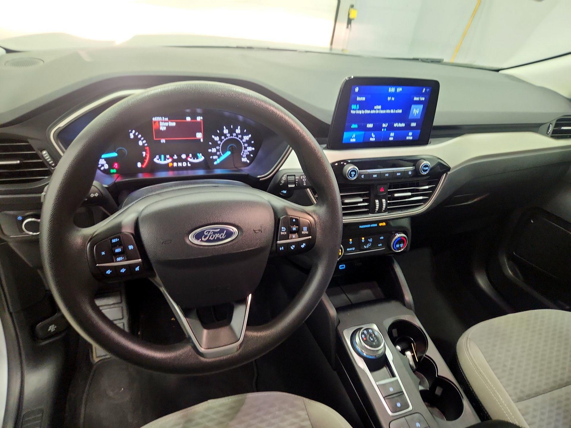 Thumbnail: 2022 Ford Escape - 9