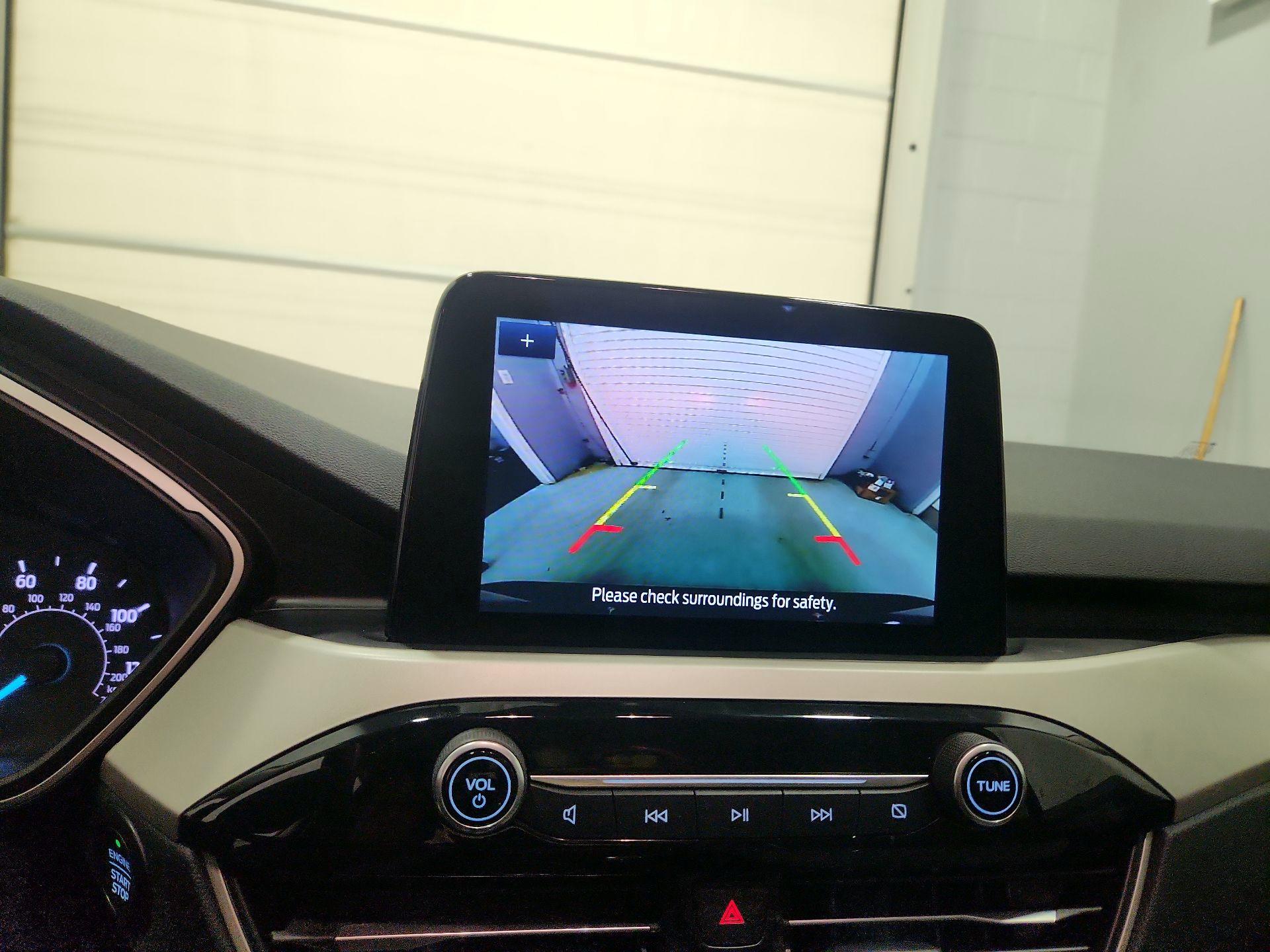 Thumbnail: 2022 Ford Escape - 14