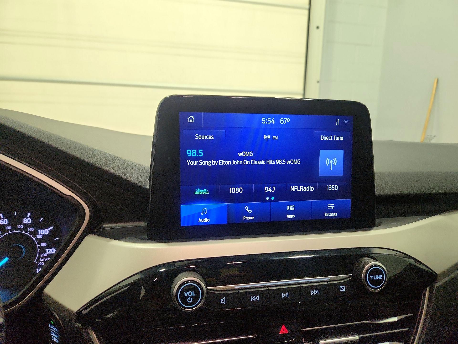 Thumbnail: 2022 Ford Escape - 15