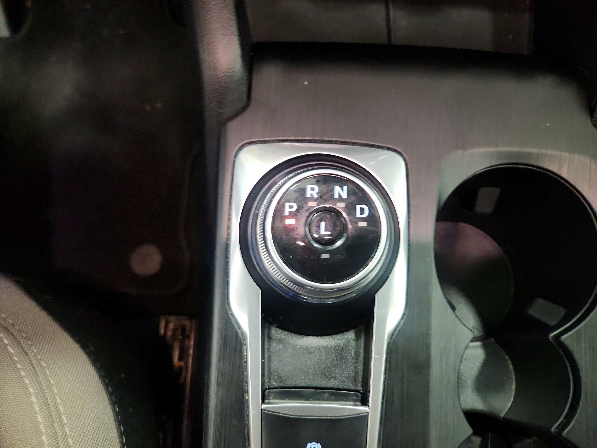 Thumbnail: 2022 Ford Escape - 17