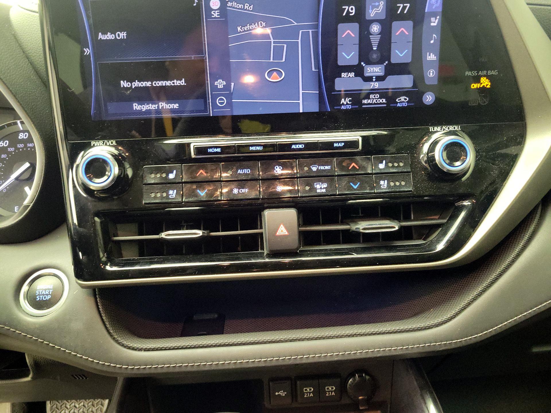 Thumbnail: 2021 Toyota Highlander - 17